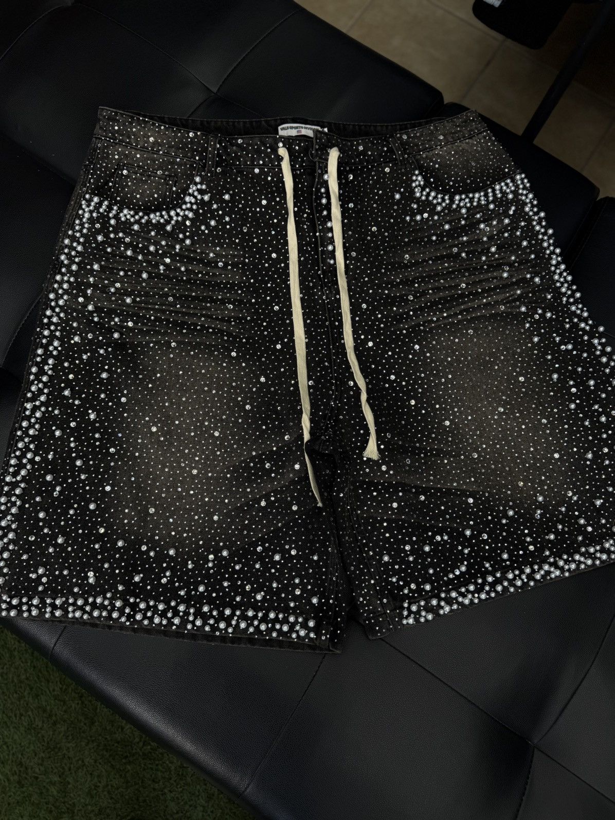 Vale Valley Vale Rhinestone Shorts Black Size 40 (NEW) Size US 40 / EU 56 - 4 Thumbnail