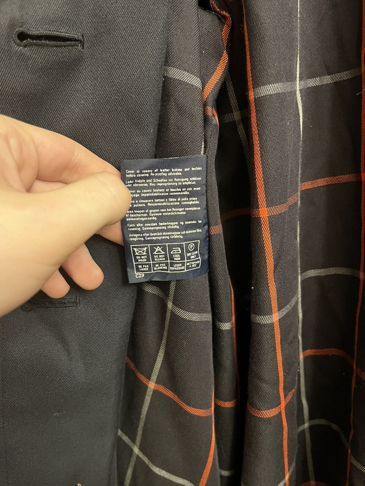 Burberry Vintage burberry coat Size US L / EU 52-54 / 3 - 7 Thumbnail