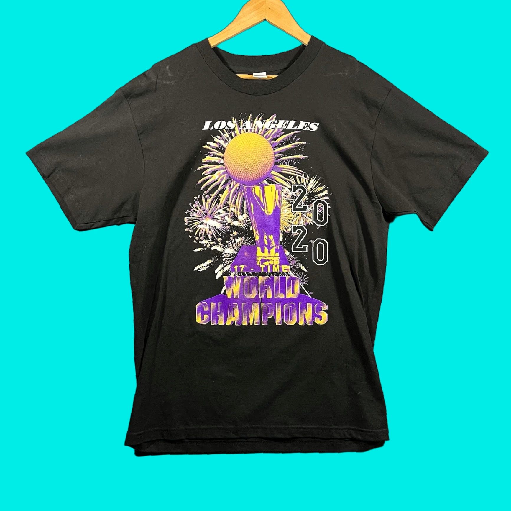 Undefeated Undefeated LA Lakers 2020 World Champions T-Shirt Black Mens Large Kobe RARE Size US L / EU 52-54 / 3 - 1 Thumbnail