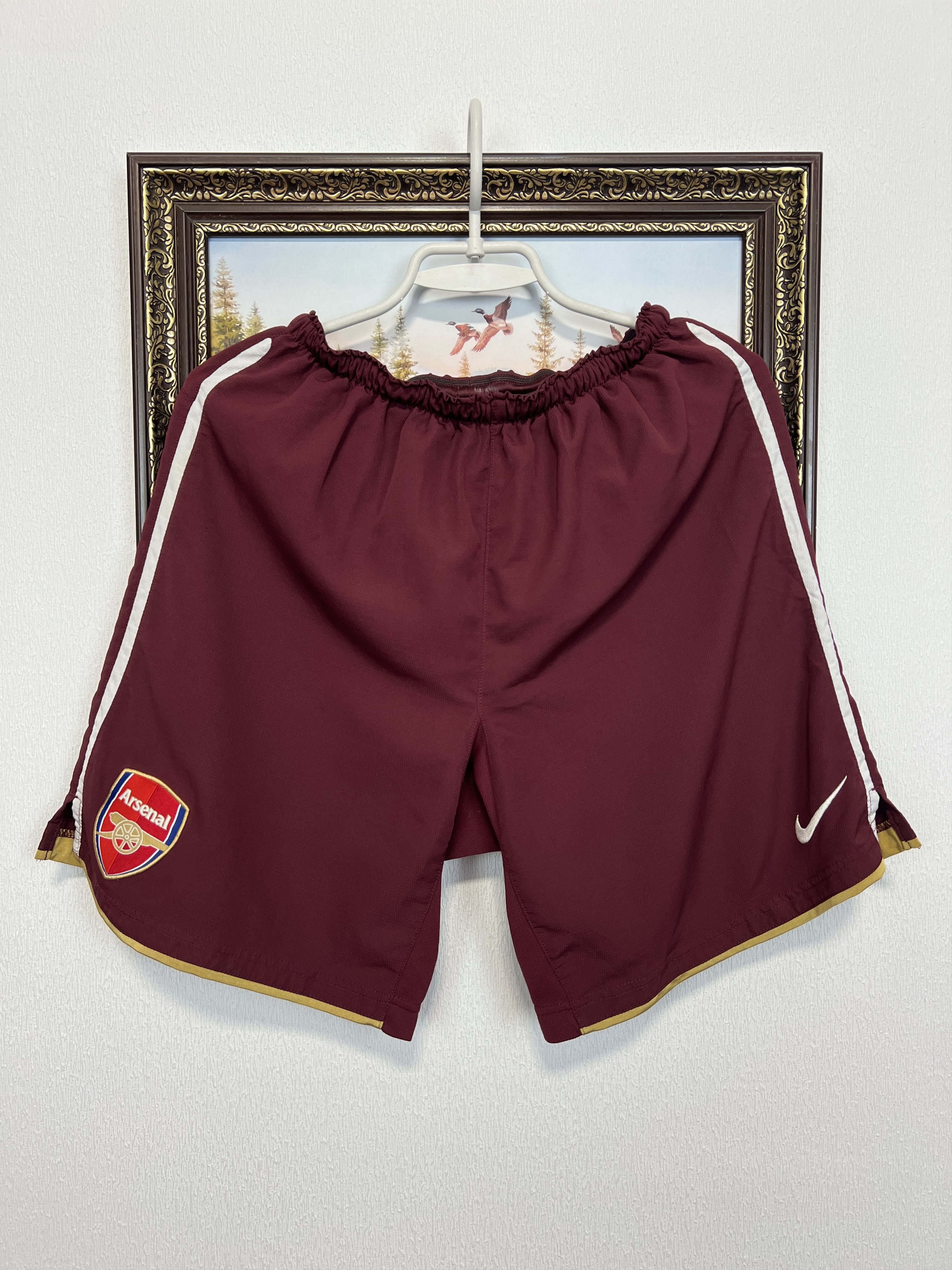 Nike Arsenal Highbury Football Shorts Soccer Burgundy Gunners Size US 30 / EU 46 - 1 Thumbnail