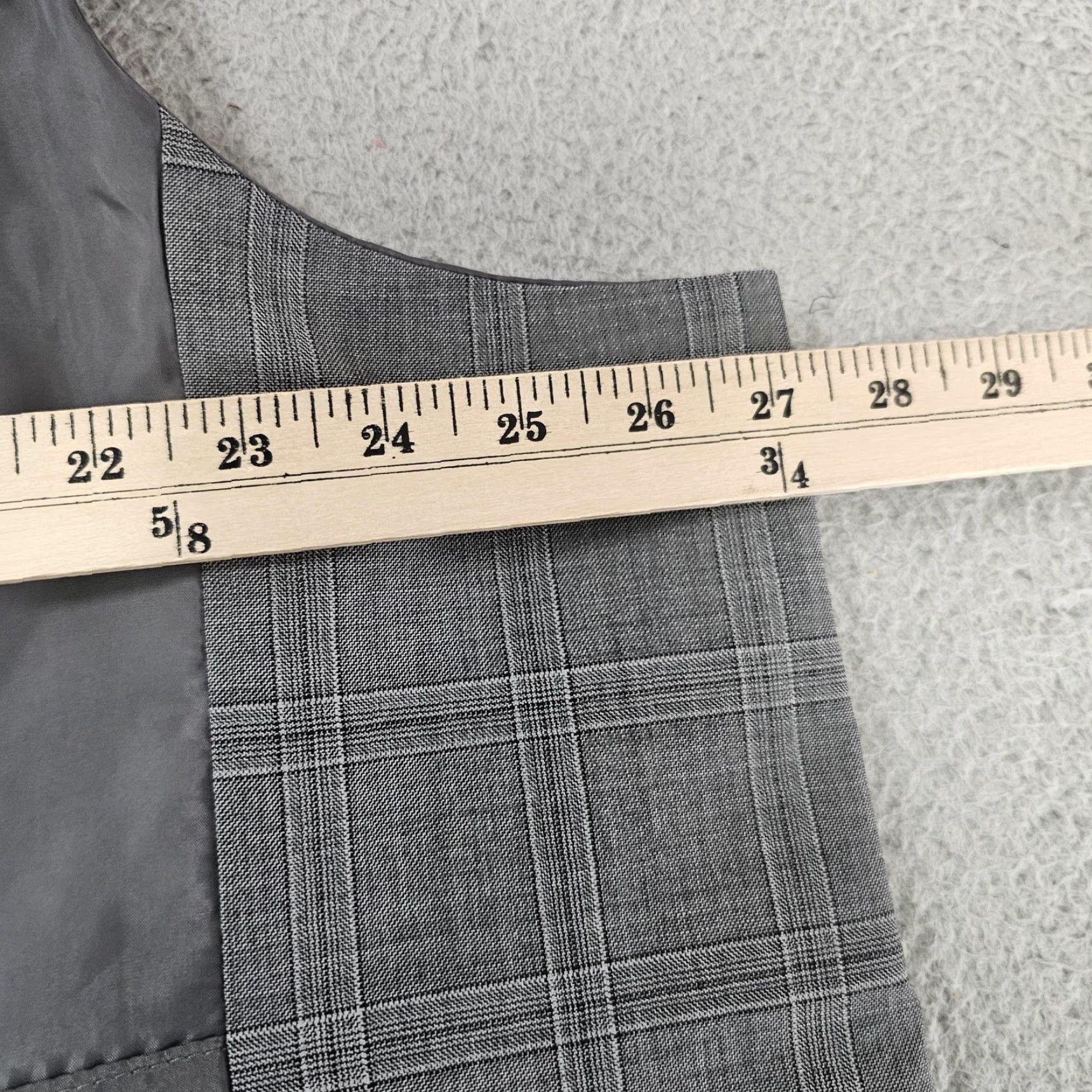 Stafford Stafford Vest Mens 4XL Gray Plaid Six-Button Belted Formal Suit Vest Waistcoat Size US XXL / EU 58 / 5 - 4 Thumbnail