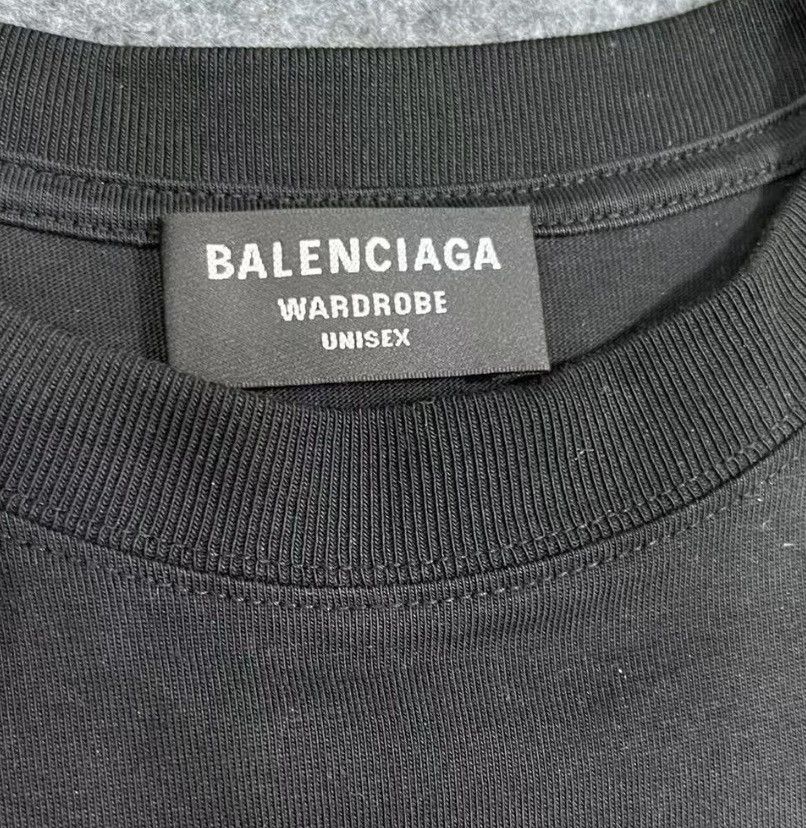 Balenciaga Balenciaga Dissolve smiley face short sleeved2410-Nextarrow Size US XS / EU 42 / 0 - 3 Thumbnail