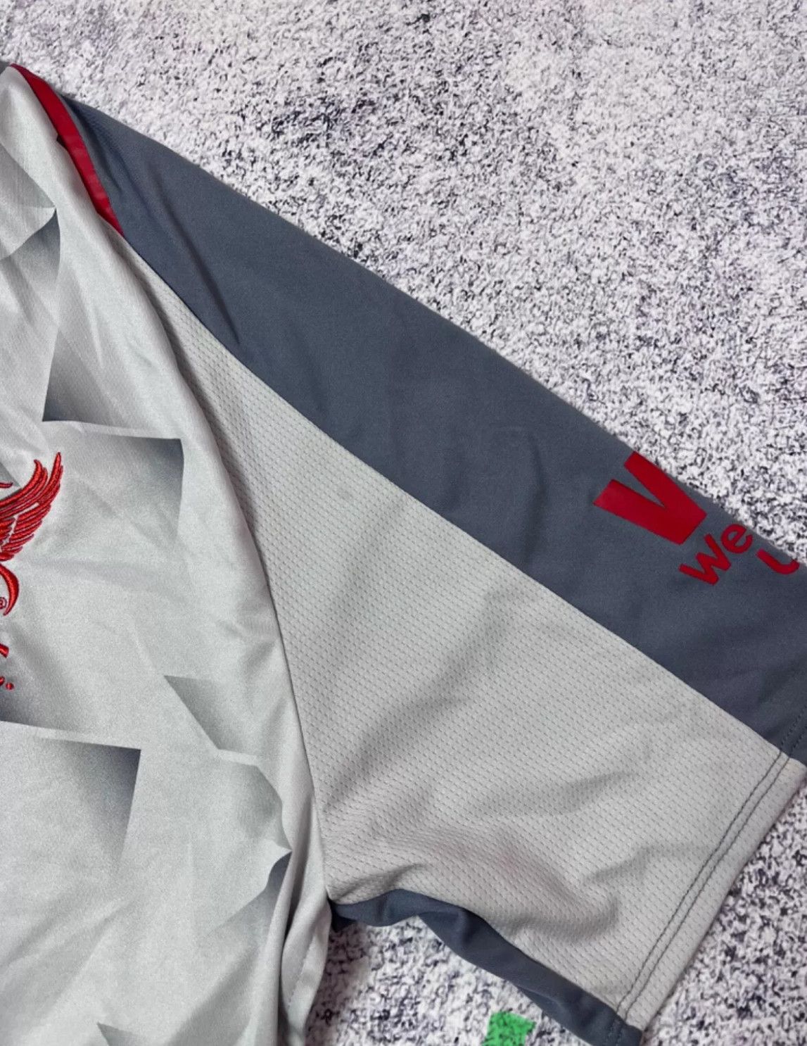 New Balance MENS SOCCER JERSEY NEW BALANCE FC LIVERPOOL SIZE M L.F.C Size US M / EU 48-50 / 2 - 9 Thumbnail