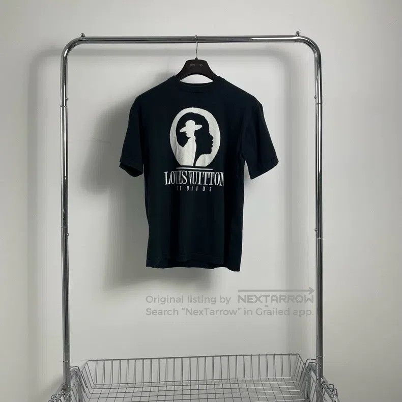 Louis Vuitton Louis Vuitton Black portrait short sleeve Size US M / EU 48-50 / 2 - 1 Thumbnail