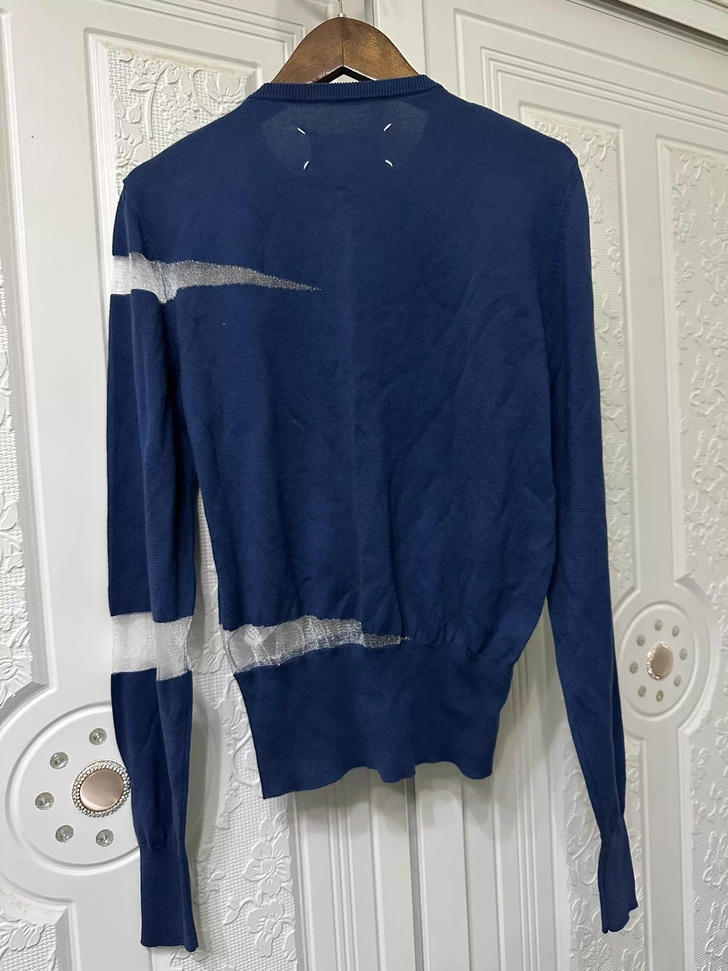 Maison Margiela Maison Margiela White-Looking Smart Non-Fitted Sweater Size US S / EU 44-46 / 1 - 5 Thumbnail