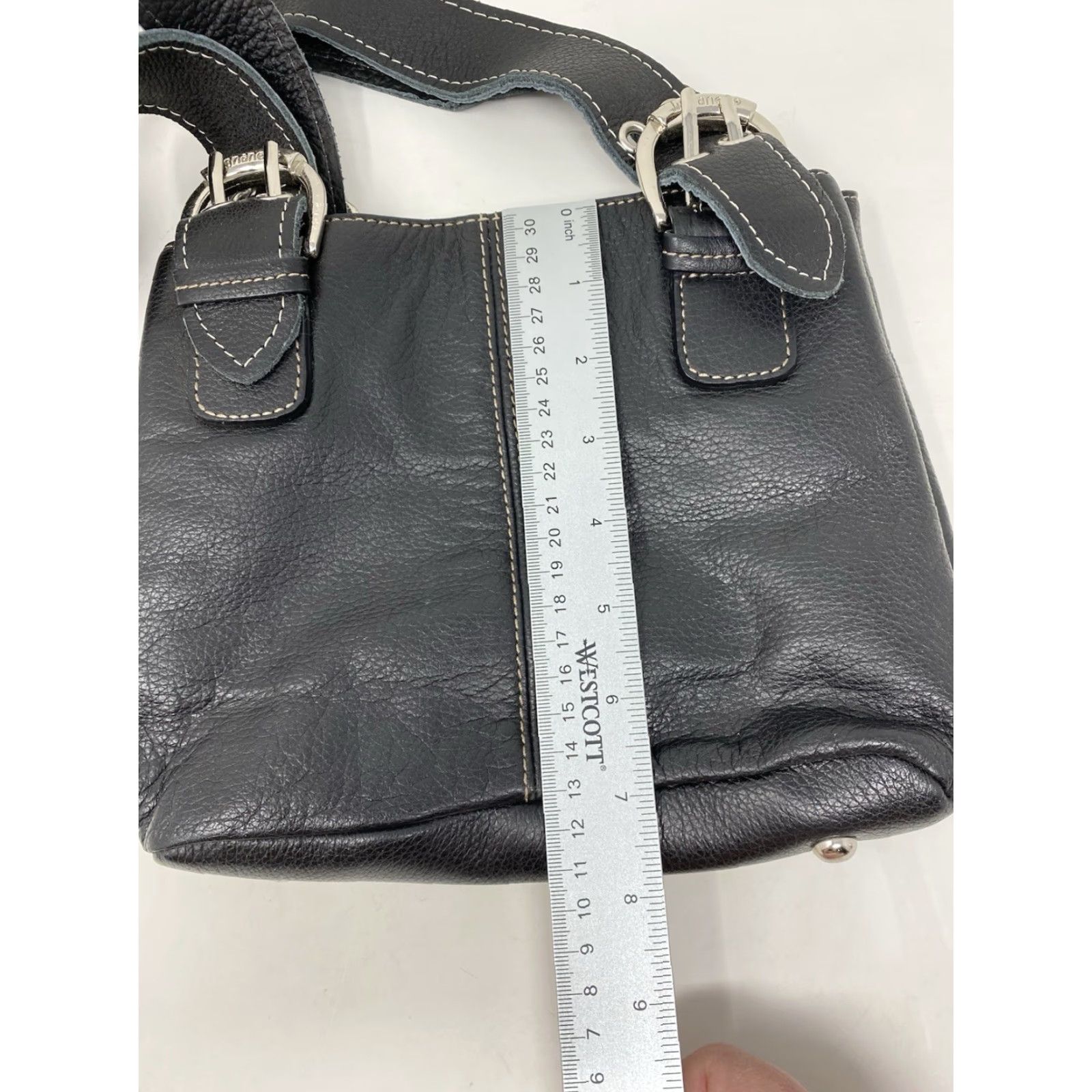 Vintage Tignanello Leather Shoulder Bag Satchel Purse Buckle Strap Black Bucket Style Medium Women Shoulder Bag Vintage No Size ONE SIZE - 5 Thumbnail