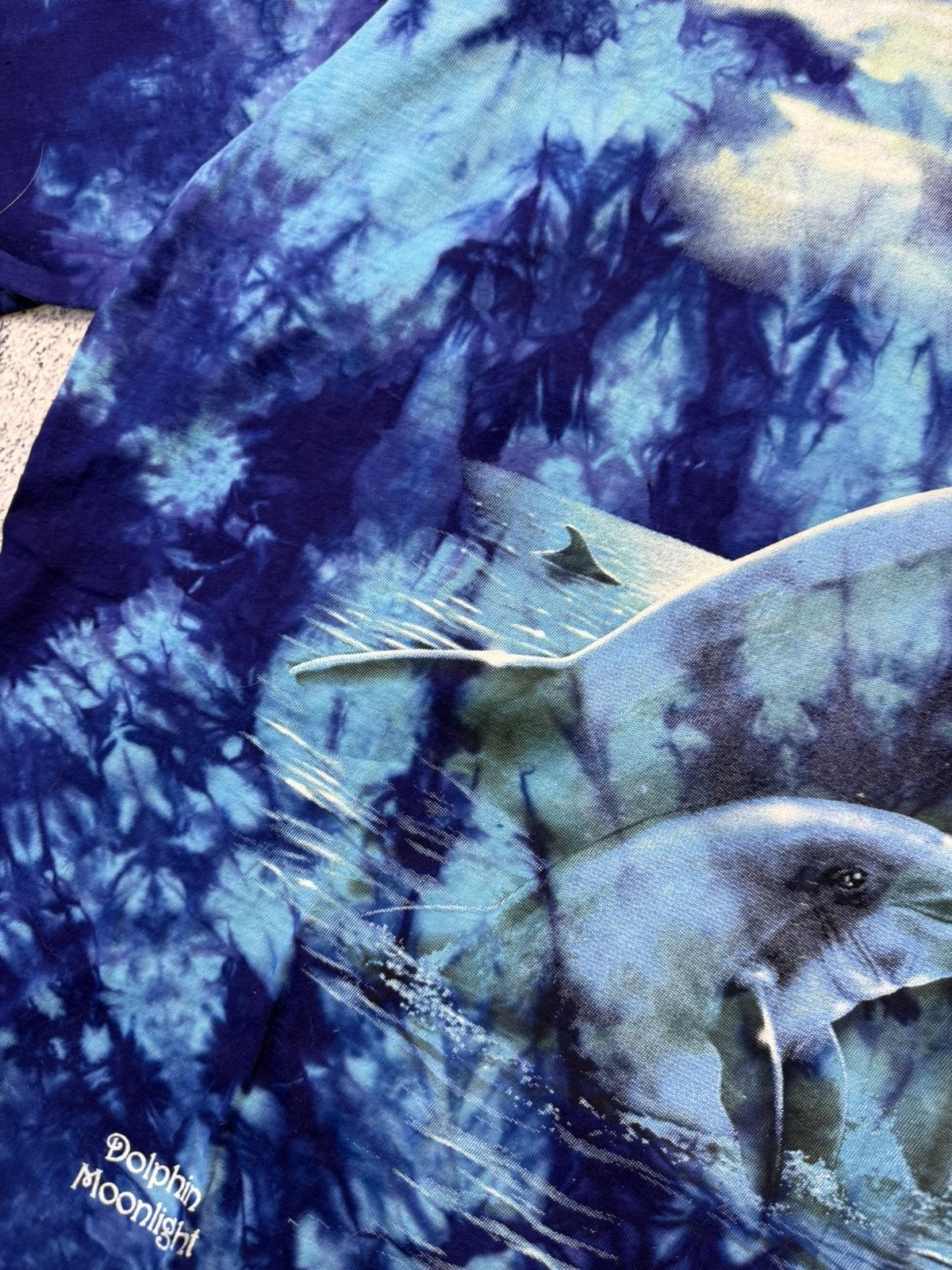 The Mountain Vintage Planet Earth Dolphin Moonlight Tie Dye Shirt Size US XL / EU 56 / 4 - 20 Thumbnail