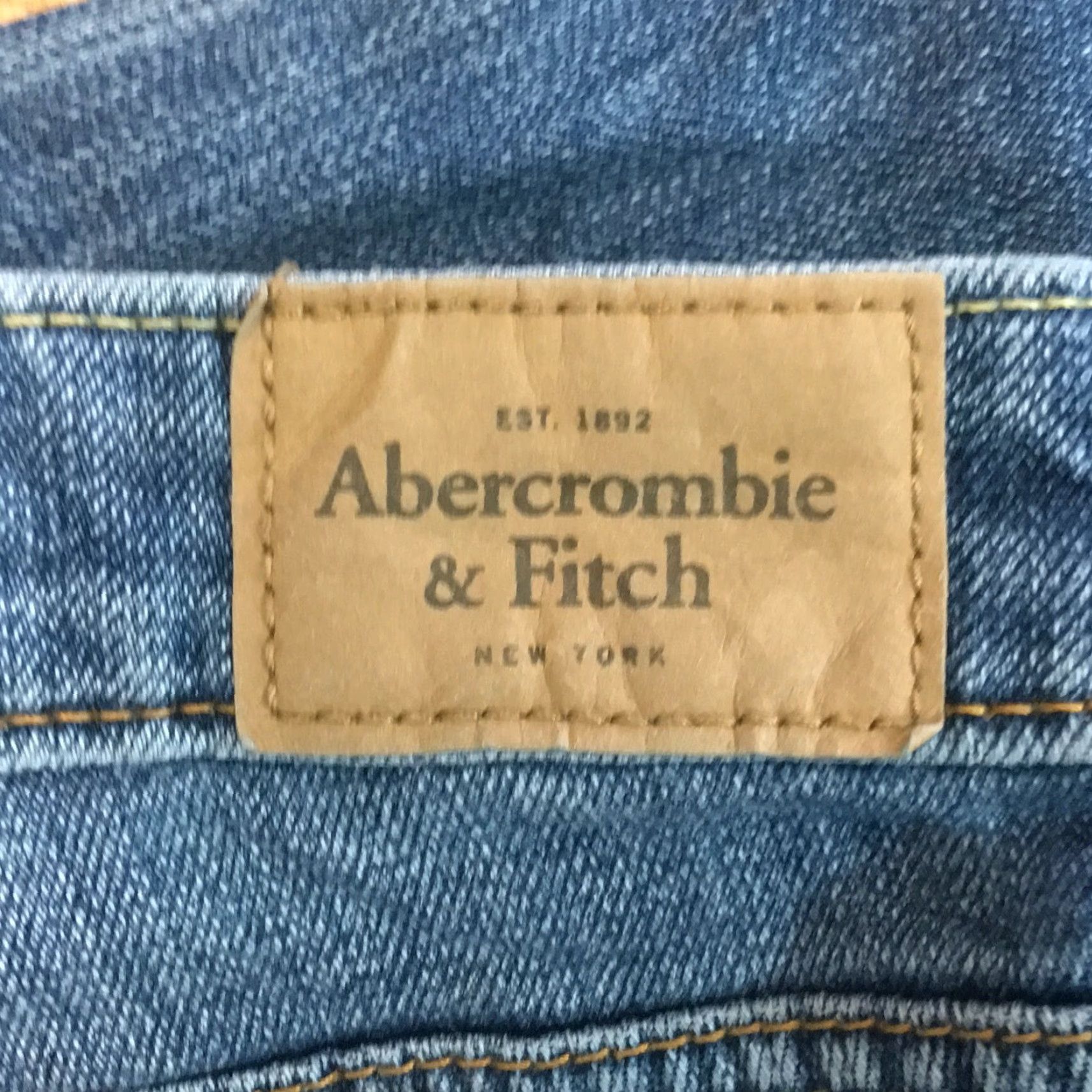 Abercrombie & Fitch Abercrombie & Fitch Jeans - Womens Skinny Denim Distressed Blue Size 6, Inseam 26, 5-Pocket, Regular Rise, Button Closure, Stretch Comfort Size 28" / US 6 / IT 42 - 7 Thumbnail