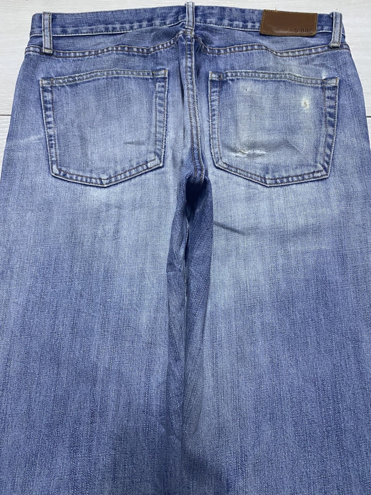 Japanese Brand Vintage Japanese Uniqlo S-002 Light Wash Distressed Jeans Size US 33 - 4 Thumbnail