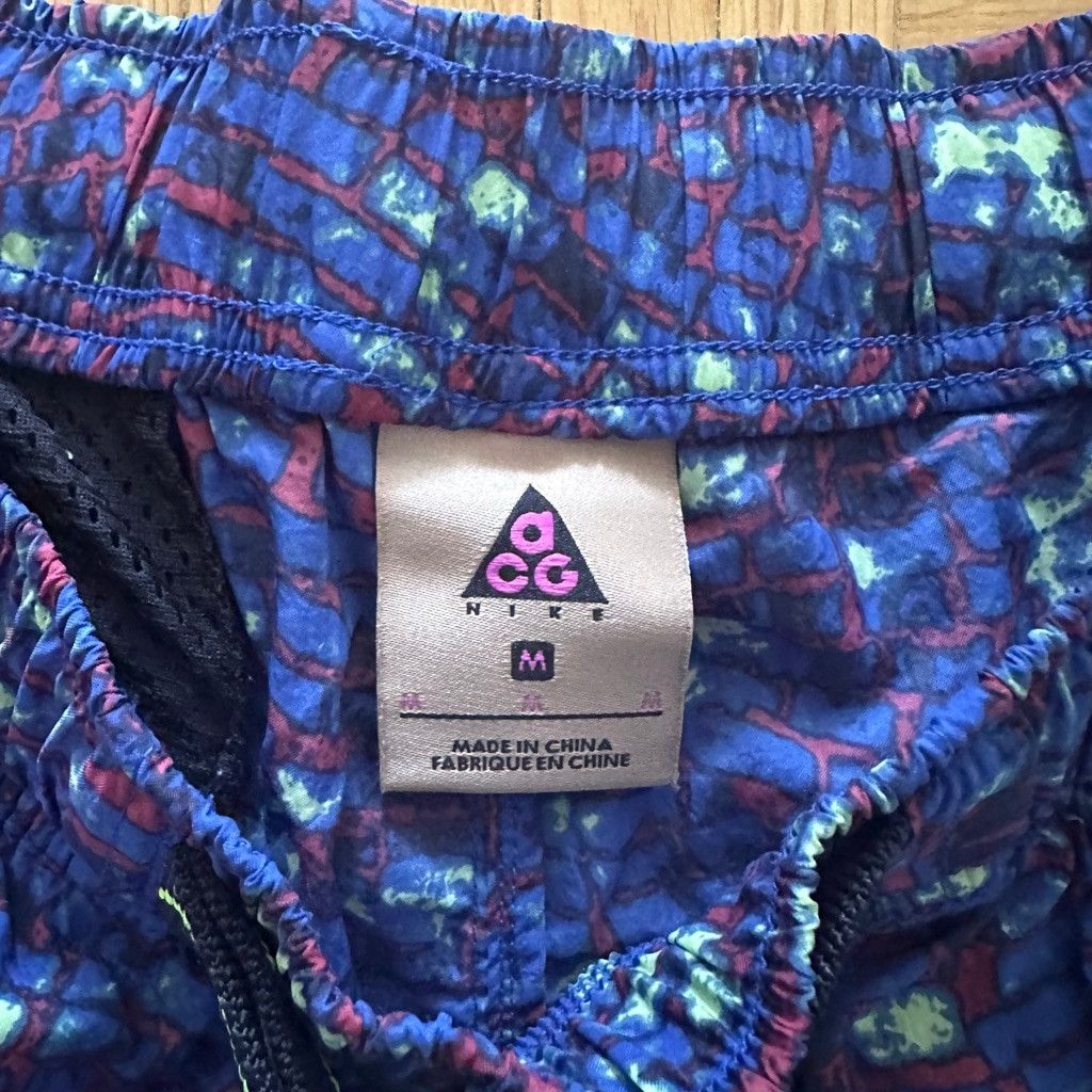 Nike ACG Nike ACG Pattern Shorts Men's Size Medium Size US 30 / EU 46 - 2 Thumbnail