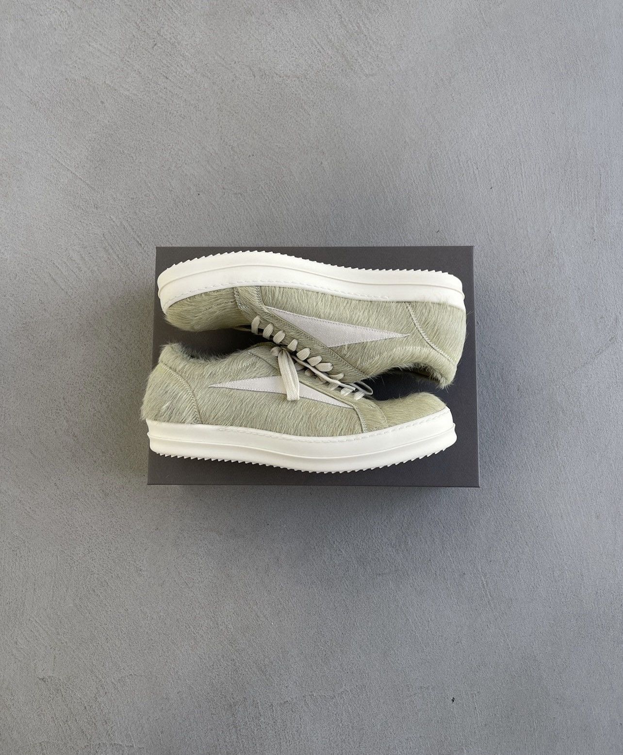 Rick owens vintage sneaks green calf hair size 8.5us