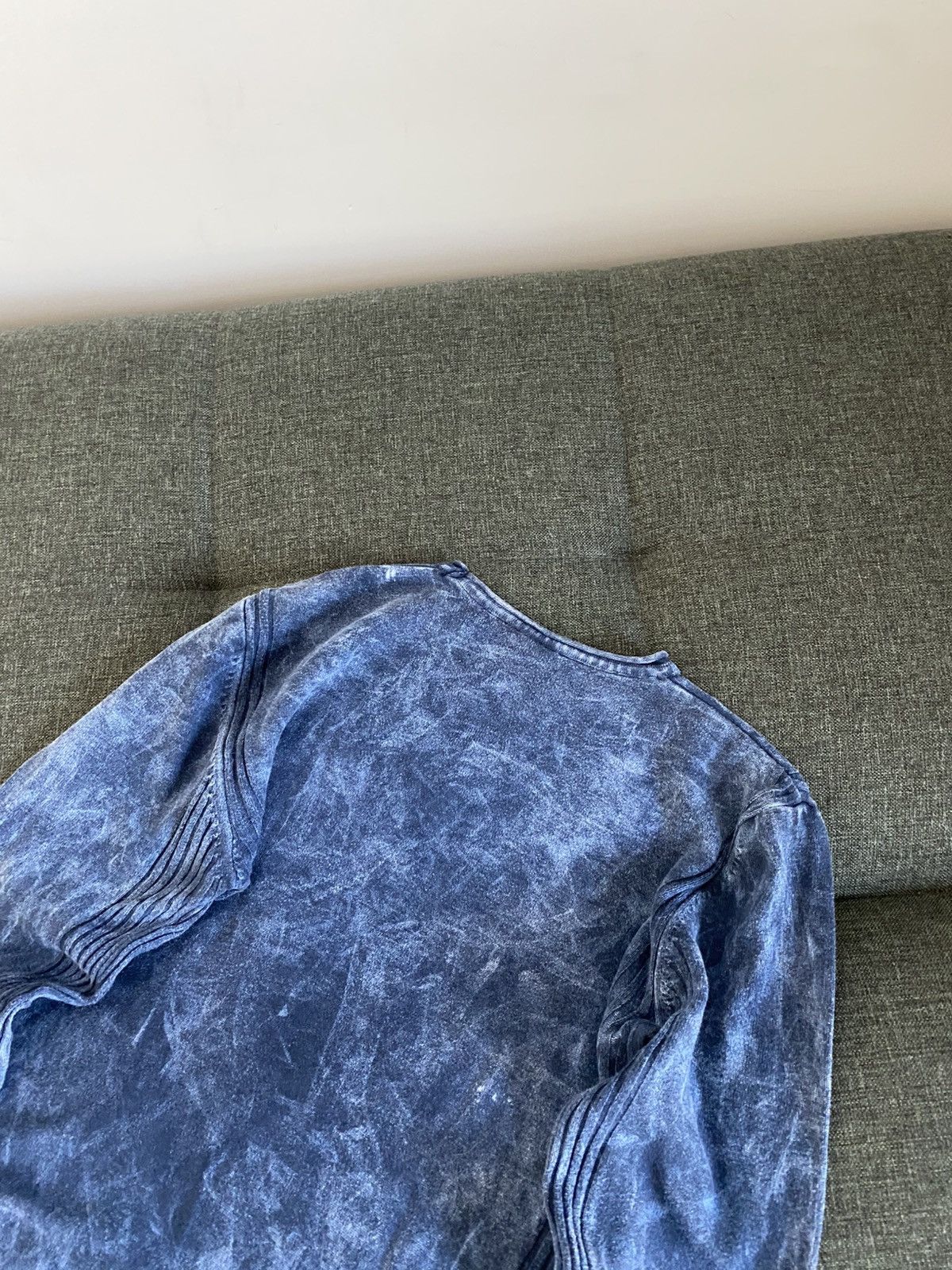 Armani Vintage Armani Sweater Faded Washed Slim Japanese Avant Gard Size US M / EU 48-50 / 2 - 9 Thumbnail