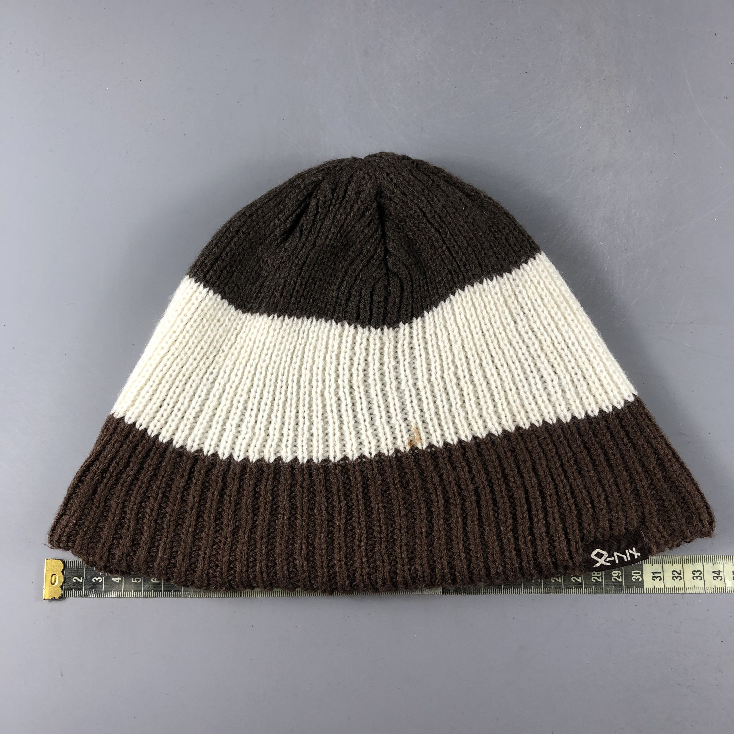 Vintage Unknown Stripe Knit Beanie Snow Hat Snow Cap -D808 Size ONE SIZE - 4 Thumbnail