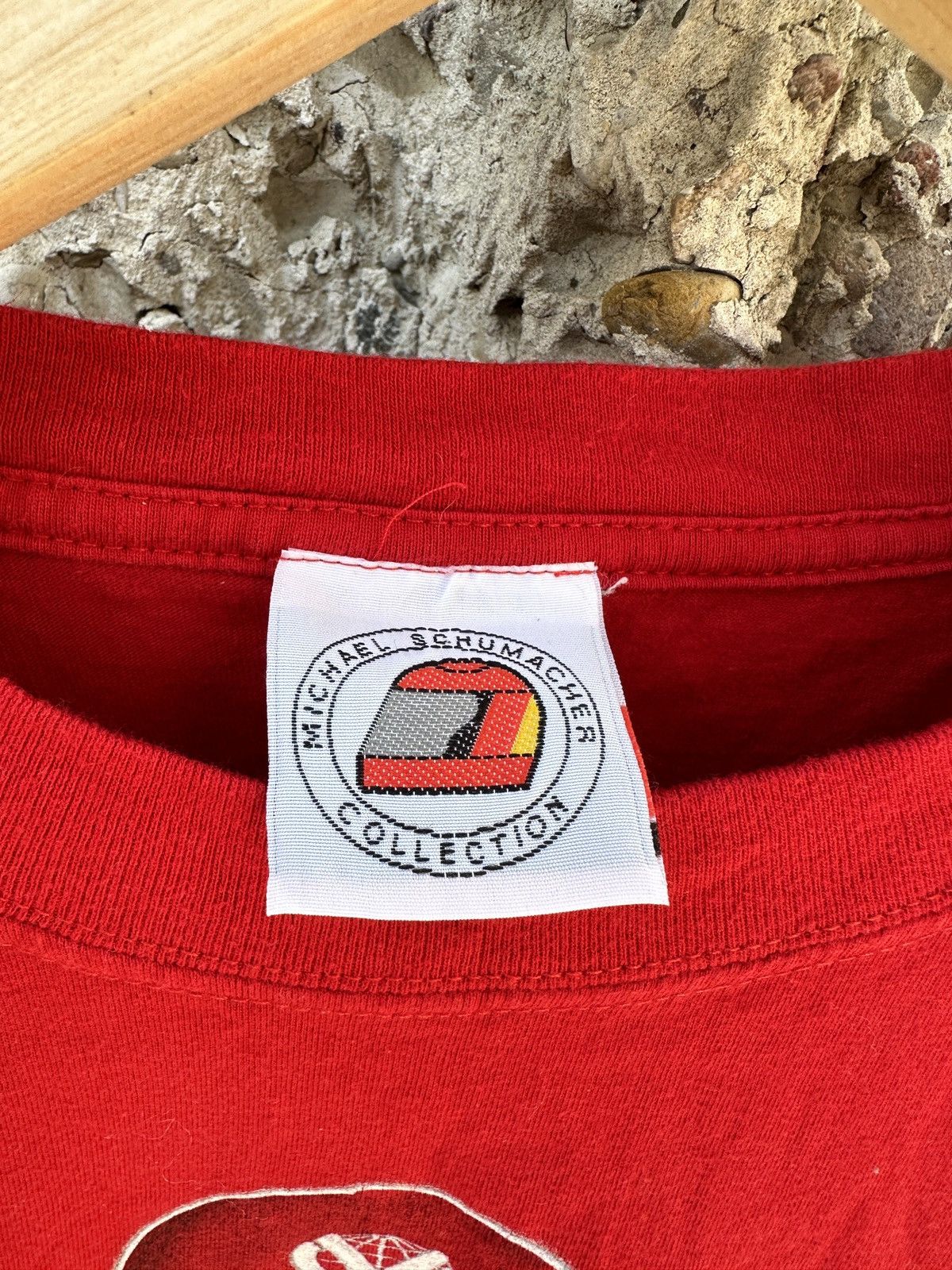 Formula 1 × Vintage Vintage Michael Shumacher 2000 world champion f1 tee Size US L / EU 52-54 / 3 - 4 Thumbnail