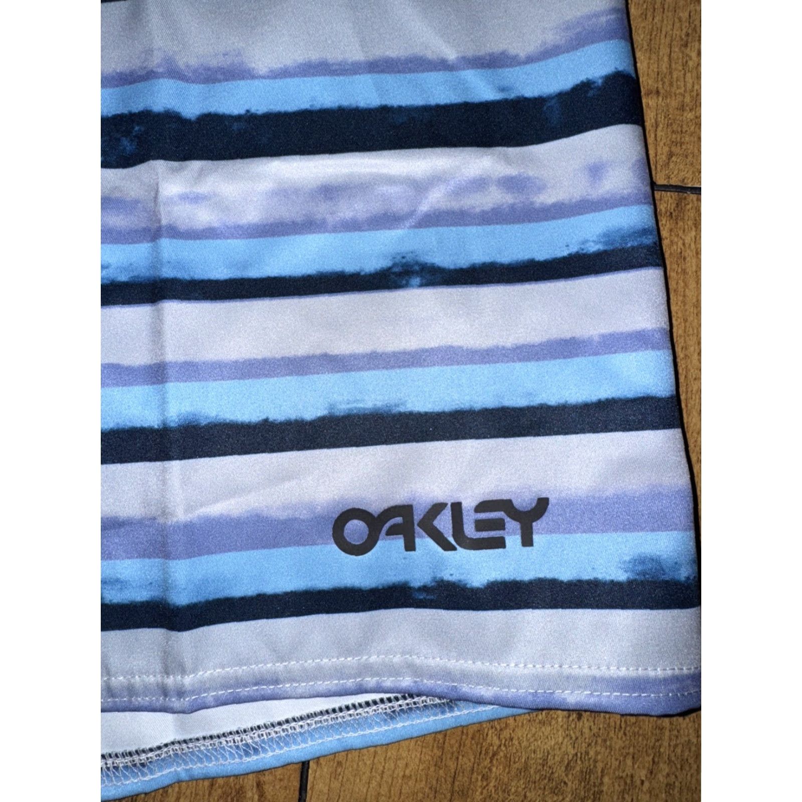 Oakley Oakley BNWT Swim Trunks Kana 21 2.0 Striped Blue Size 36 Regular Fit Size US 36 / EU 52 - 2 Thumbnail