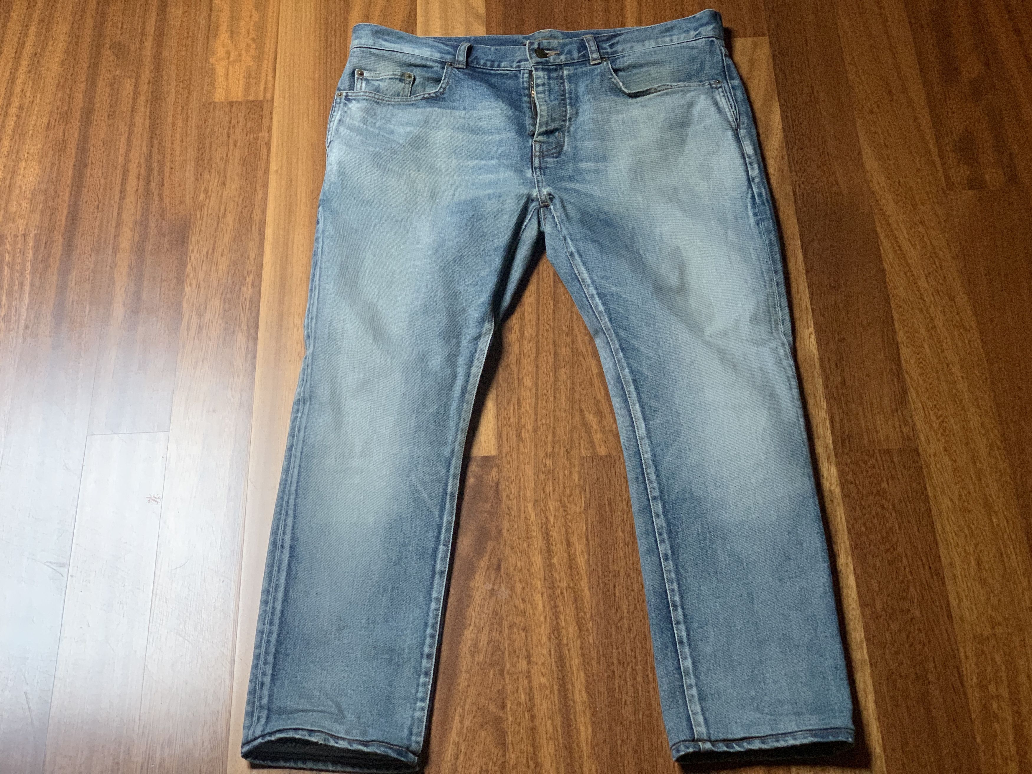 Saint Laurent Paris SAINT LAURENT PARIS D24 SKINNY JEANS IN WASHED BLUE DENIM Size US 34 / EU 50 - 1 Thumbnail
