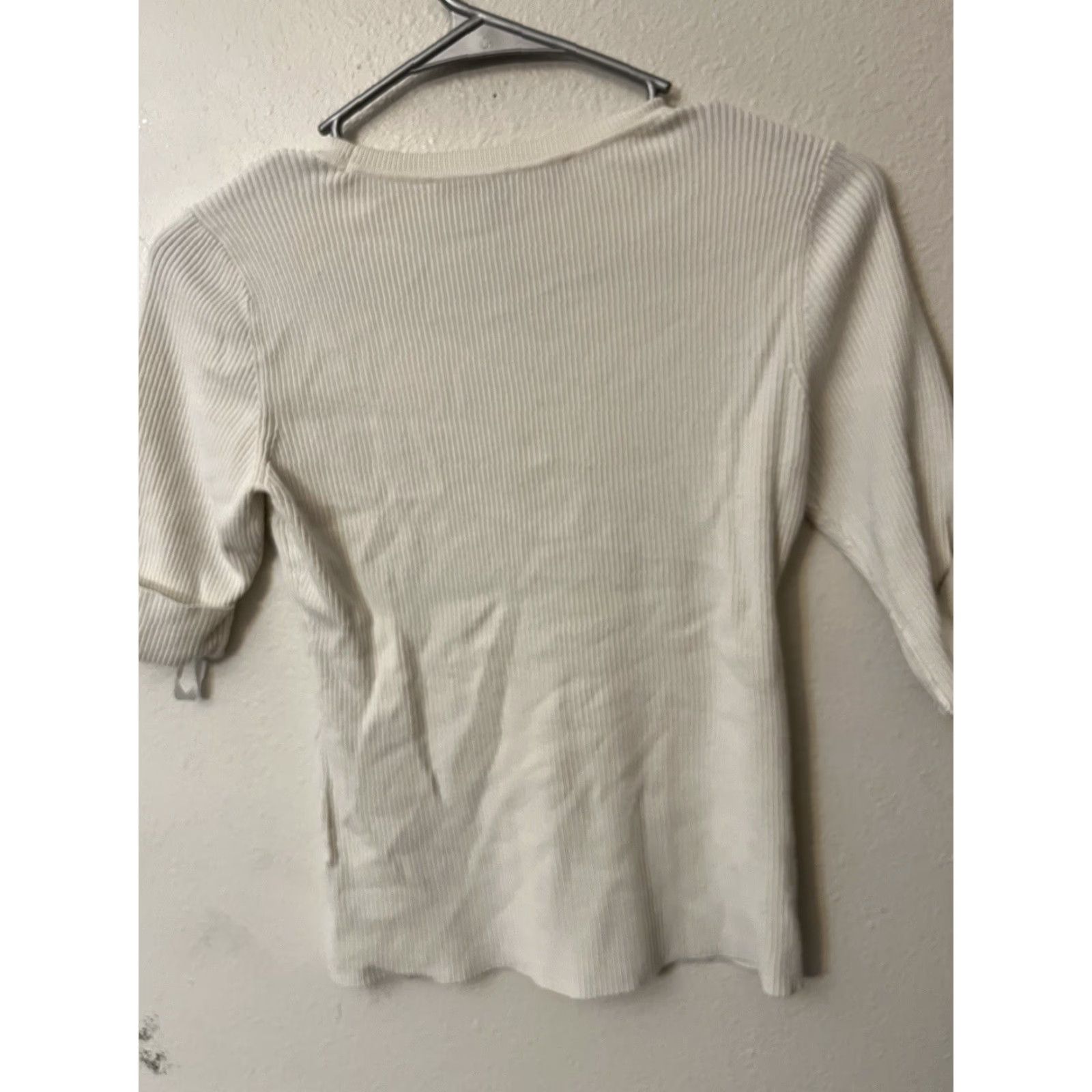 White House Black Market White House Black Market White Ribbed V-Neck Short Sleeve Stretch Top Size S Women Shirt Pullover Knit Nylon Rayon White Ribbed V-Neck Casual Size S / US 4 / IT 40 - 4 Thumbnail