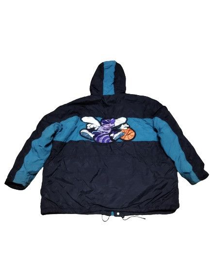 NBA × Vintage Vintage Charlotte Hornets Jacket Size US XXL / EU 58 / 5 - 1 Thumbnail