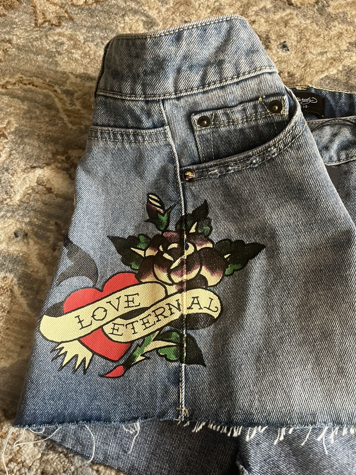 Ed Hardy LOVE ETERNAL MINI SHORTS Size 30" / US 8 / IT 44 - 8 Thumbnail
