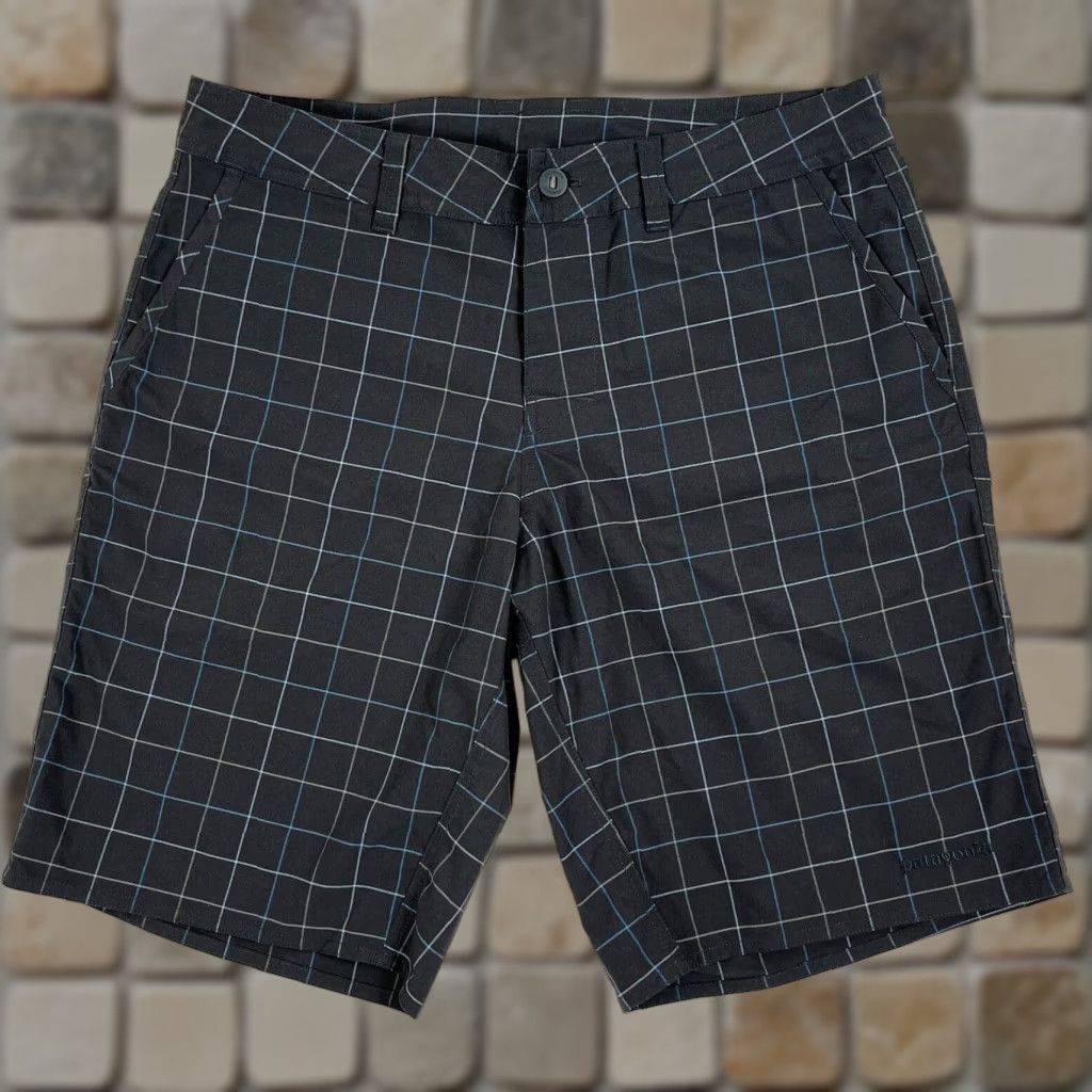 Patagonia Patagonia Men's Shorts Windowpane 33 Waist 10.5in Inseam Charcoal/Black Pockets Lightweight Casual Travel Chino Outdoor Polyester Nylon Size US 33 - 1 Thumbnail
