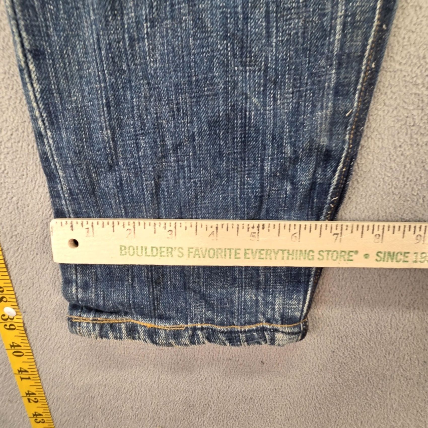 Levi's VINTAGE Levi's 501 Jeans Mens Regular 29x29 Blue Medium Wash Distressed Pockets 501 XX USA Whiskers Denim Button Fits 29 Mens Size US 29 - 5 Thumbnail