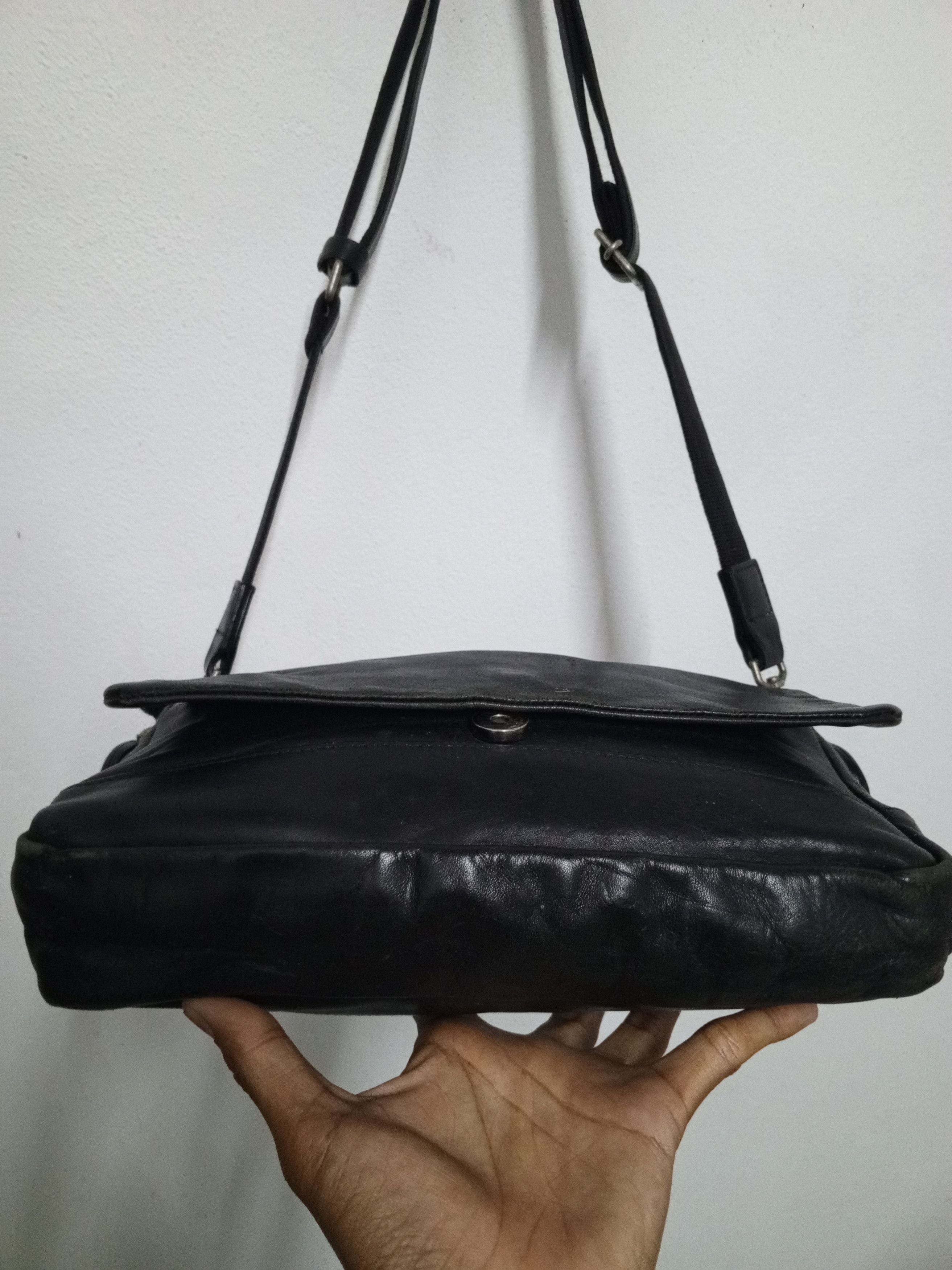 Leather 💥BINDING OFFER 💥STUDIOUS JAPAN LEATHER BAG SLIM Size ONE SIZE - 10 Thumbnail