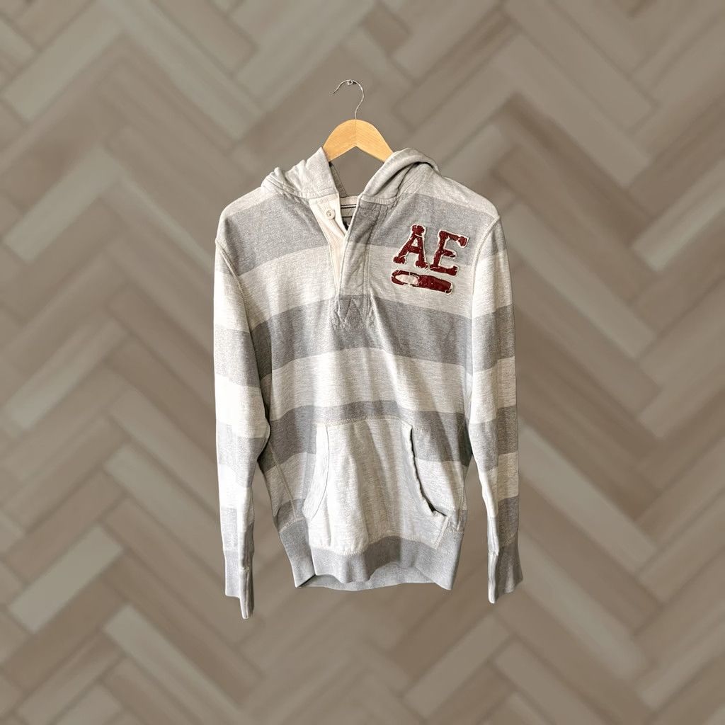 American Eagle Outfitters Y2K American Eagle Mens Gray Pullover Hooded Sweatshirt Embroidered Size S Size US S / EU 44-46 / 1 - 1 Thumbnail