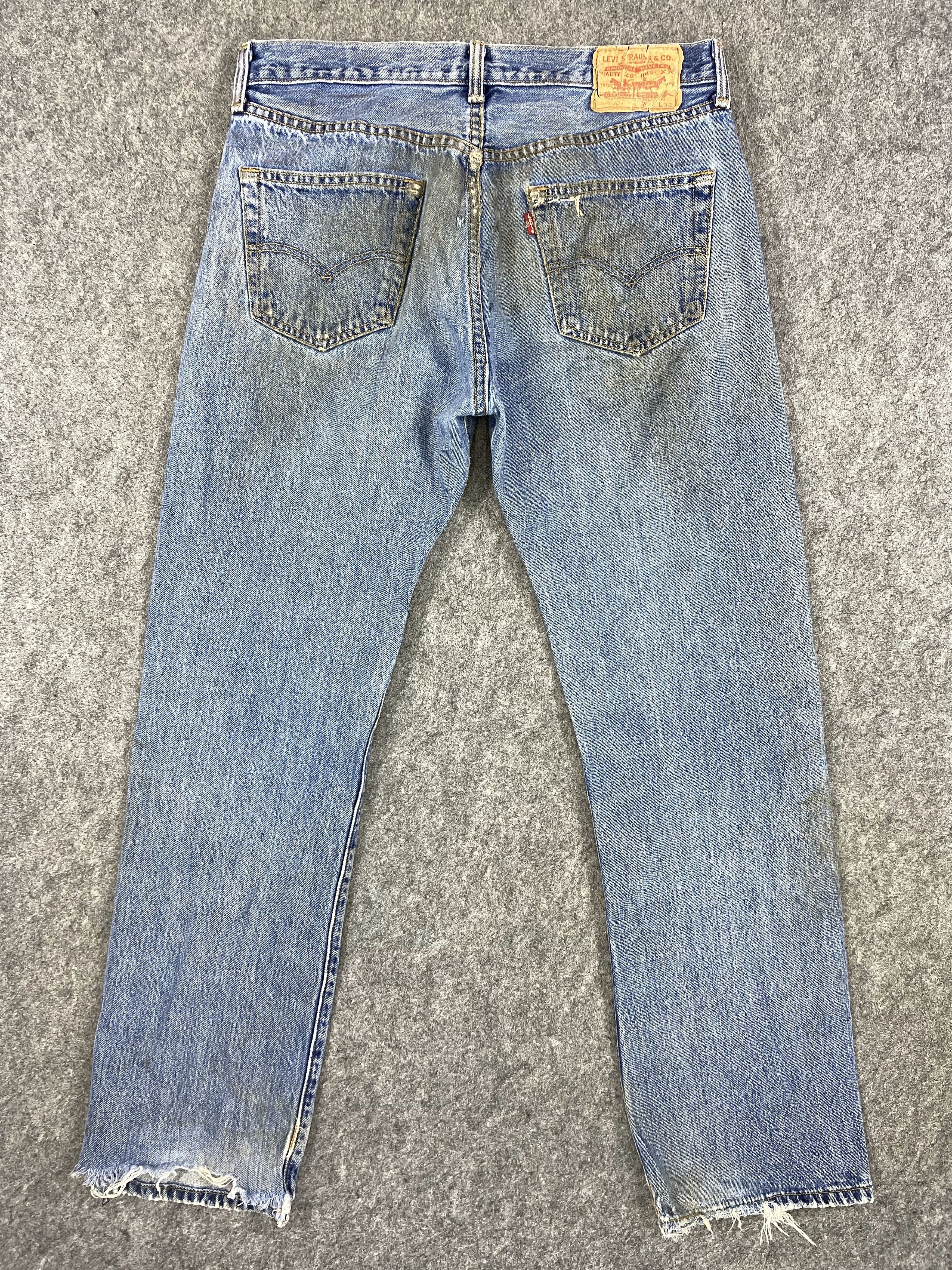 Levi's Blue Vintage Levi's 501 Jeans 32x31 Denim -JN1179 Size US 32 / EU 48 - 2 Thumbnail