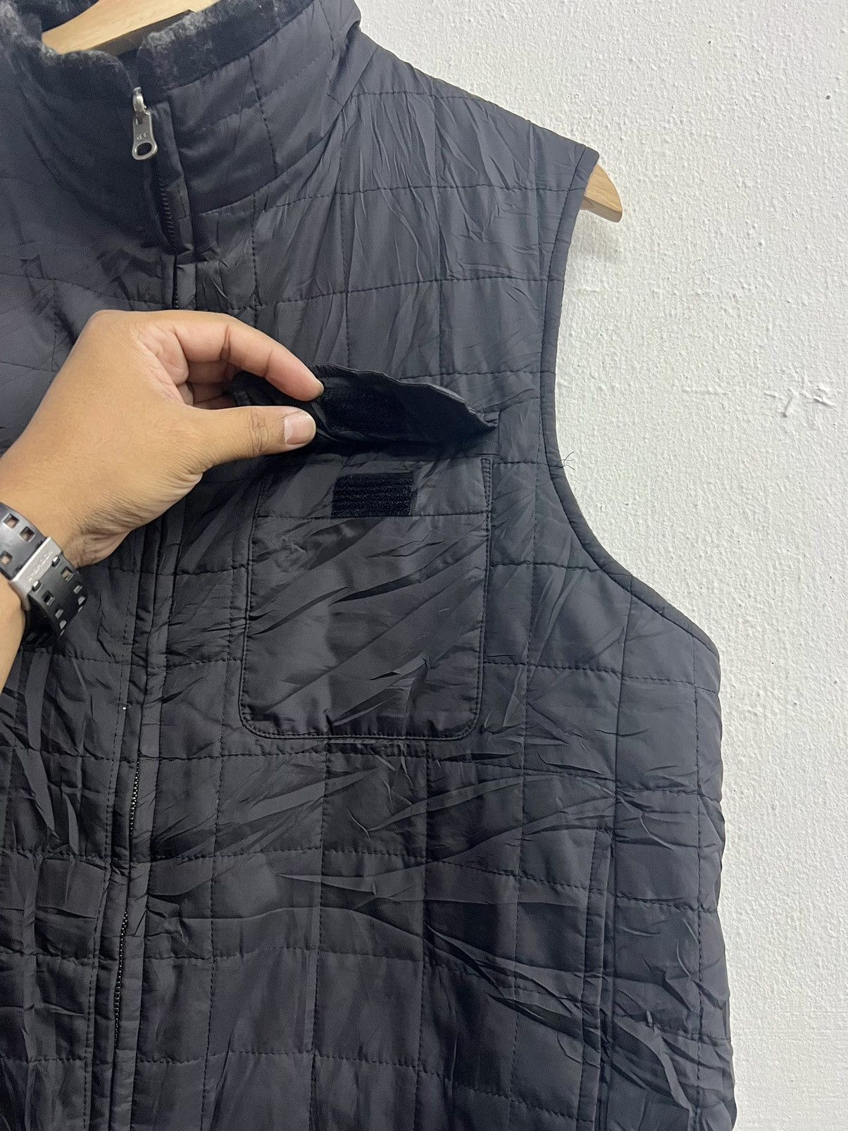 Burberry Burberry London Wool Checkered Black Reversible Vest Size US L / EU 52-54 / 3 - 10 Thumbnail