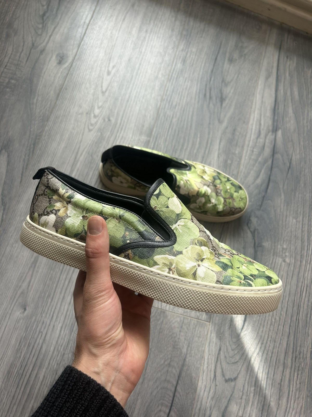 Gucci Gucci Floral Slip-On Sneakers Size US 7.5 / EU 40-41 - 1 Thumbnail