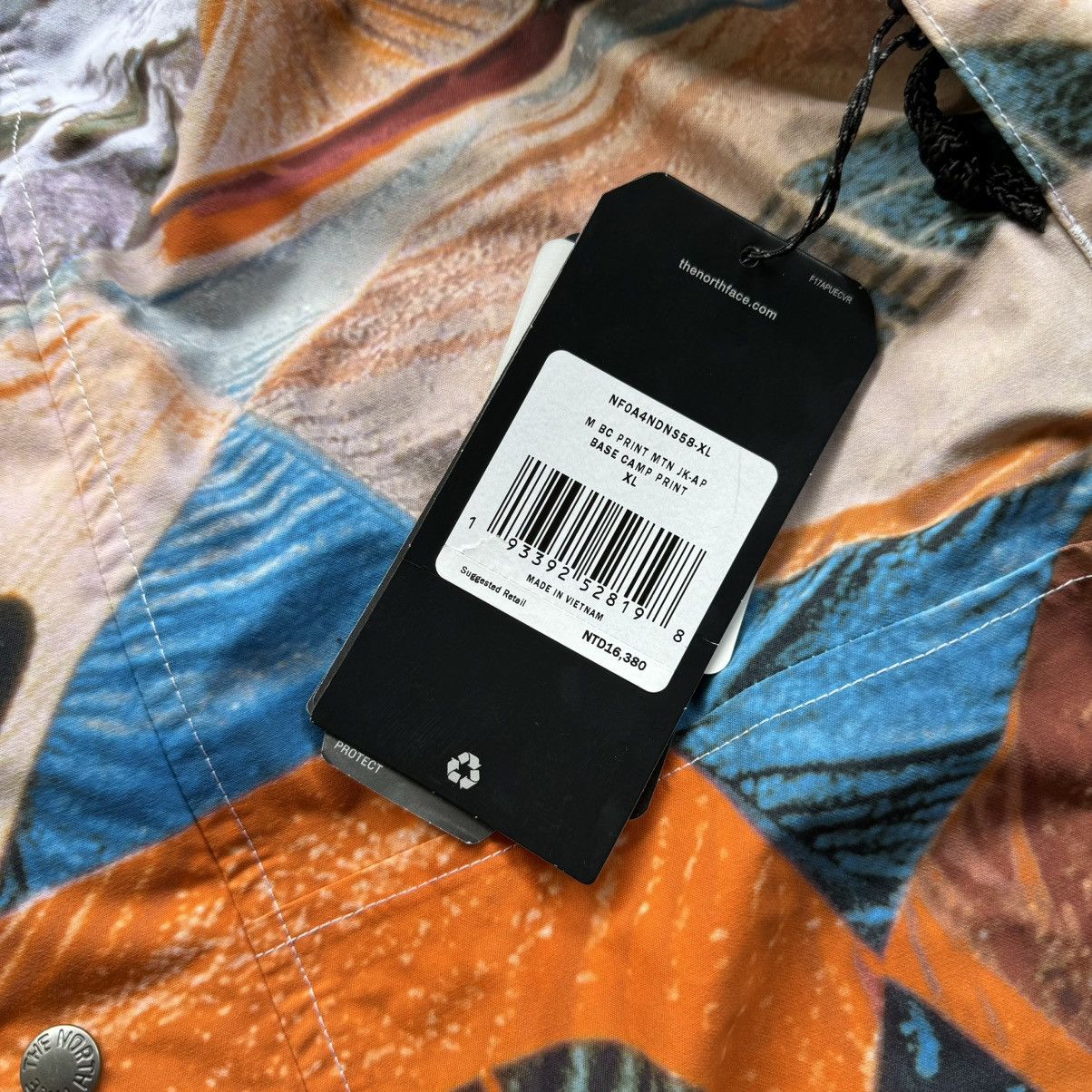 The North Face TNF x Invincible Expedition Mountain Jacket Size US XL / EU 56 / 4 - 6 Thumbnail