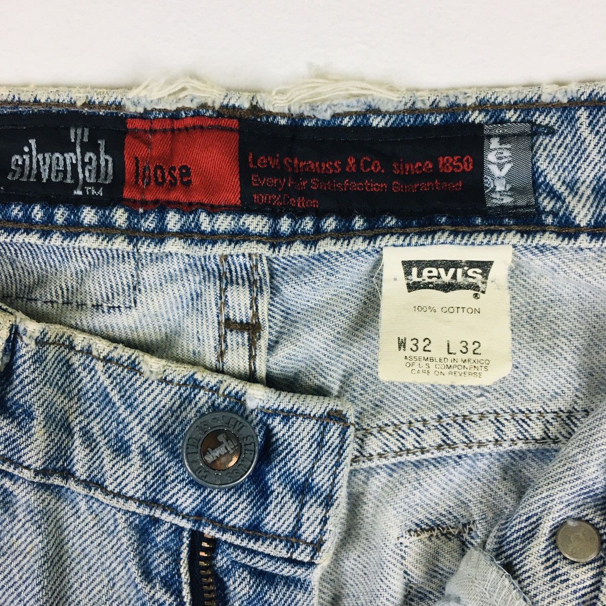Levi's Vintage Clothing Vintage Levi’s Silver Tab Loose Fit Distressed Size US 32 / EU 48 - 8 Thumbnail