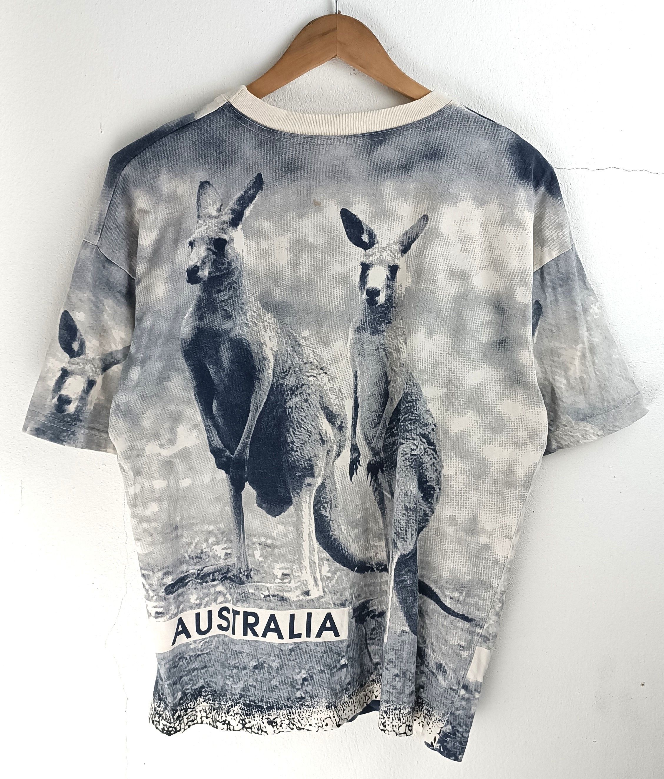Vintage VINTAGE 90'S AUTRALIA KANGAROO AOP OVERPRINT VERY RARE TEE Size US XL / EU 56 / 4 - 4 Thumbnail
