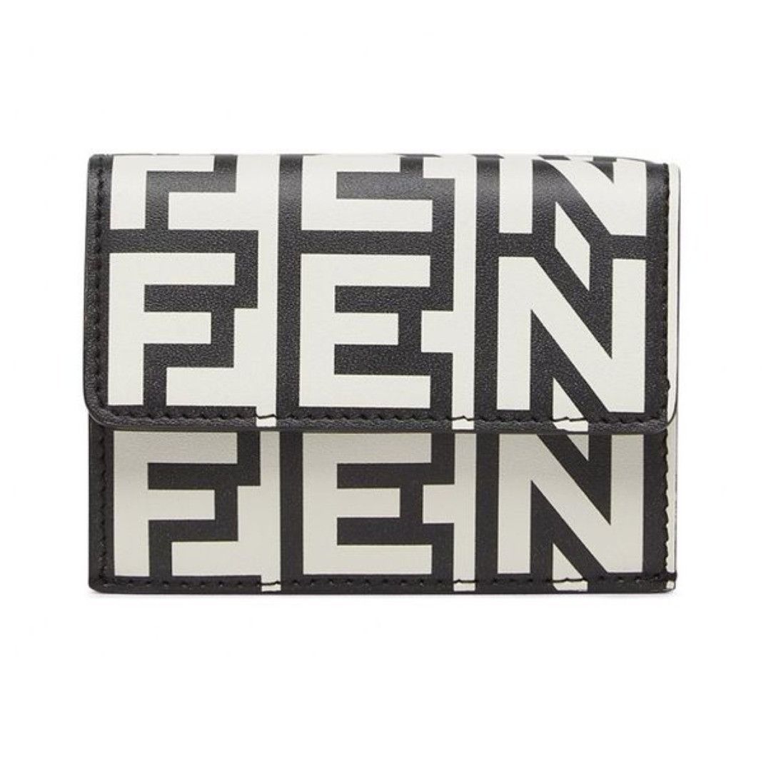 Fendi o1loc1c0824 Size: OS / Micro Trifold Wallet in Black/White Size ONE SIZE - 1 Thumbnail