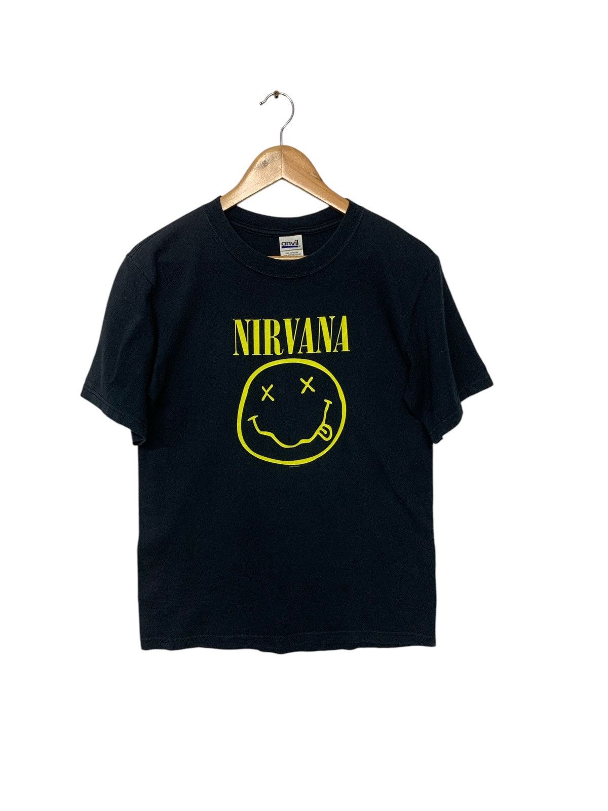 Band Tees × Nirvana × Vintage Vintage Y2K Nirvana Smiley By Anvil T Shirt Size US S / EU 44-46 / 1 - 1 Thumbnail