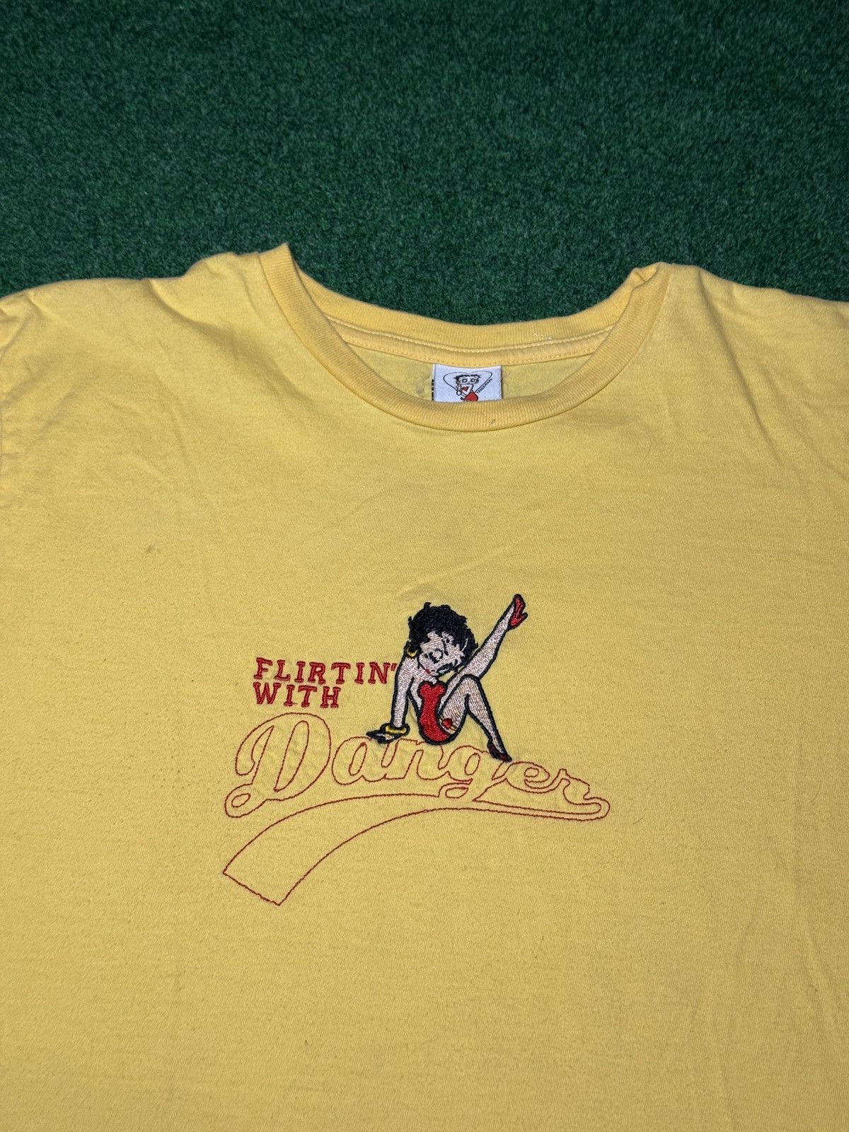 Vintage Betty Boop Flirtin With Danger Vintage Y2K M Womens T Shirt Size M / US 6-8 / IT 42-44 - 2 Thumbnail