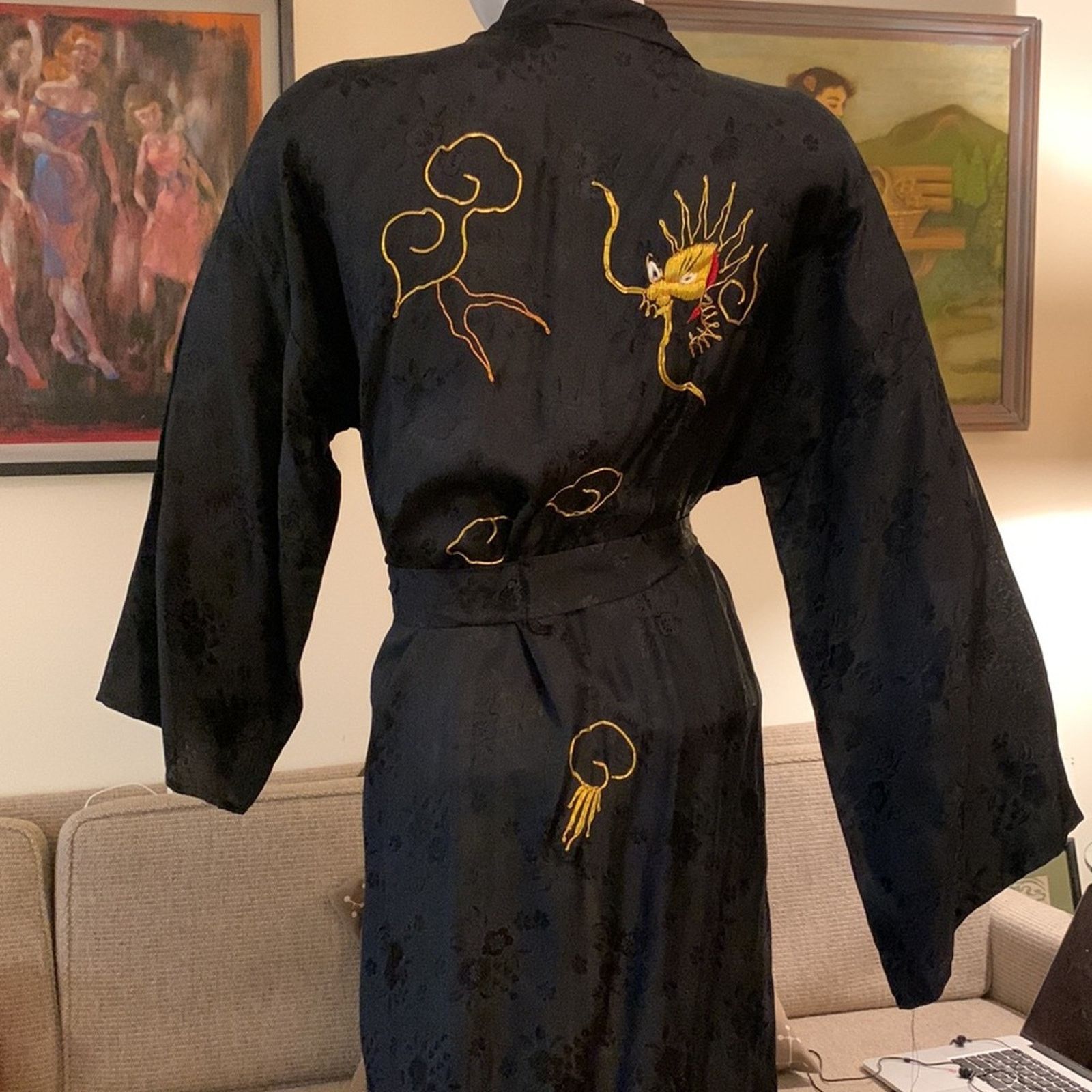 Vintage Dragon embroidery black kimono ,Vintage,Japan and Korea Size ONE SIZE - 5 Thumbnail