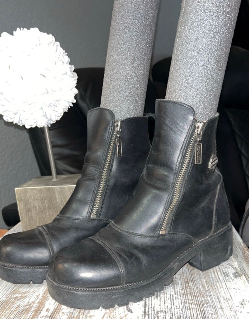 Harley Davidson Women's Harley-Davidson Black Ankle Boots & Booties Size 9 Size US 9 / IT 39 - 2 Thumbnail