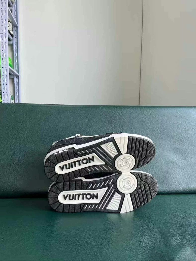 Louis Vuitton Louis Vuitton Louis Vuitton LV Trainer Sneakers Black Whit Size US 10 / EU 43 - 6 Thumbnail