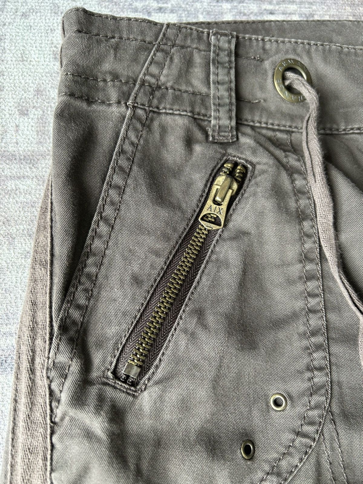 Armani Exchange Armani Exchange Cargo Pants Size 28" / US 6 / IT 42 - 8 Thumbnail