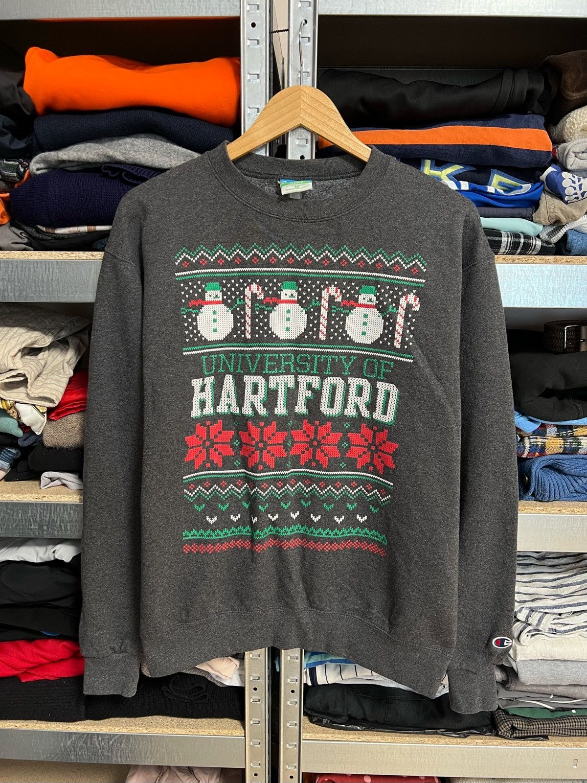 Champion × Vintage Vintage 90s Champion University of Hartford Sweatshirt Sz M Size US M / EU 48-50 / 2 - 1 Thumbnail