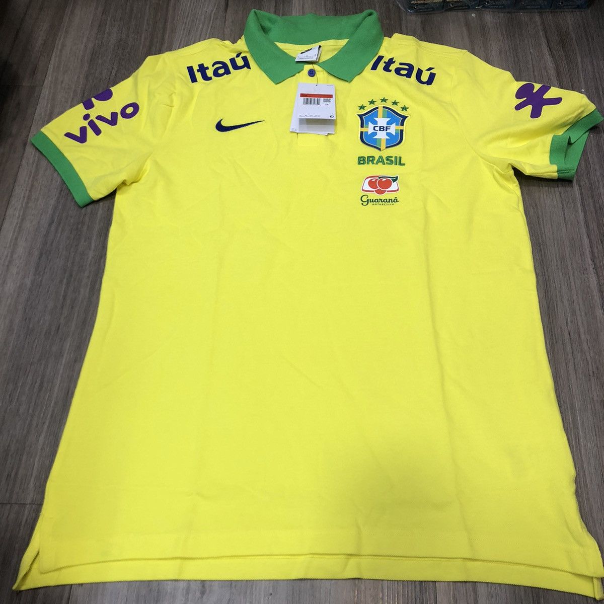 Nike Brazil national team travel polo (bnwt) Size US L / EU 52-54 / 3 - 1 Thumbnail