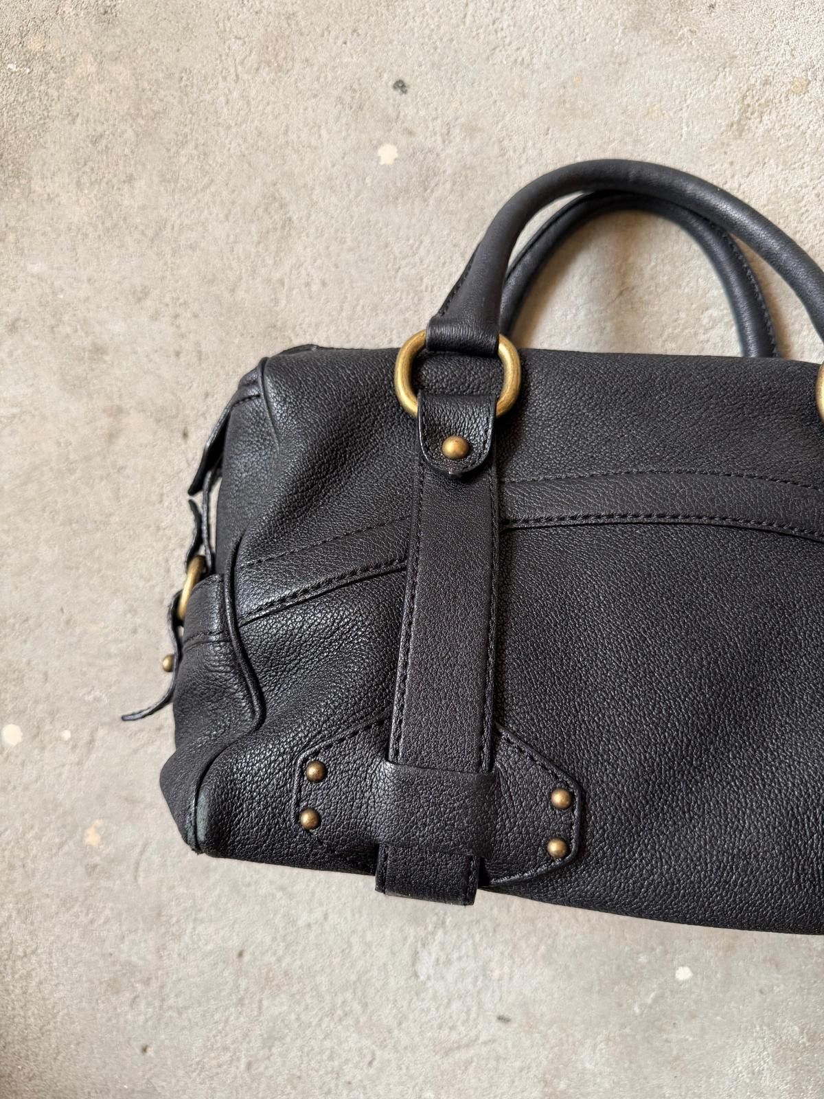 Celine Celine Horse Carriage Logo Shoulder Bag Black Size ONE SIZE - 8 Thumbnail
