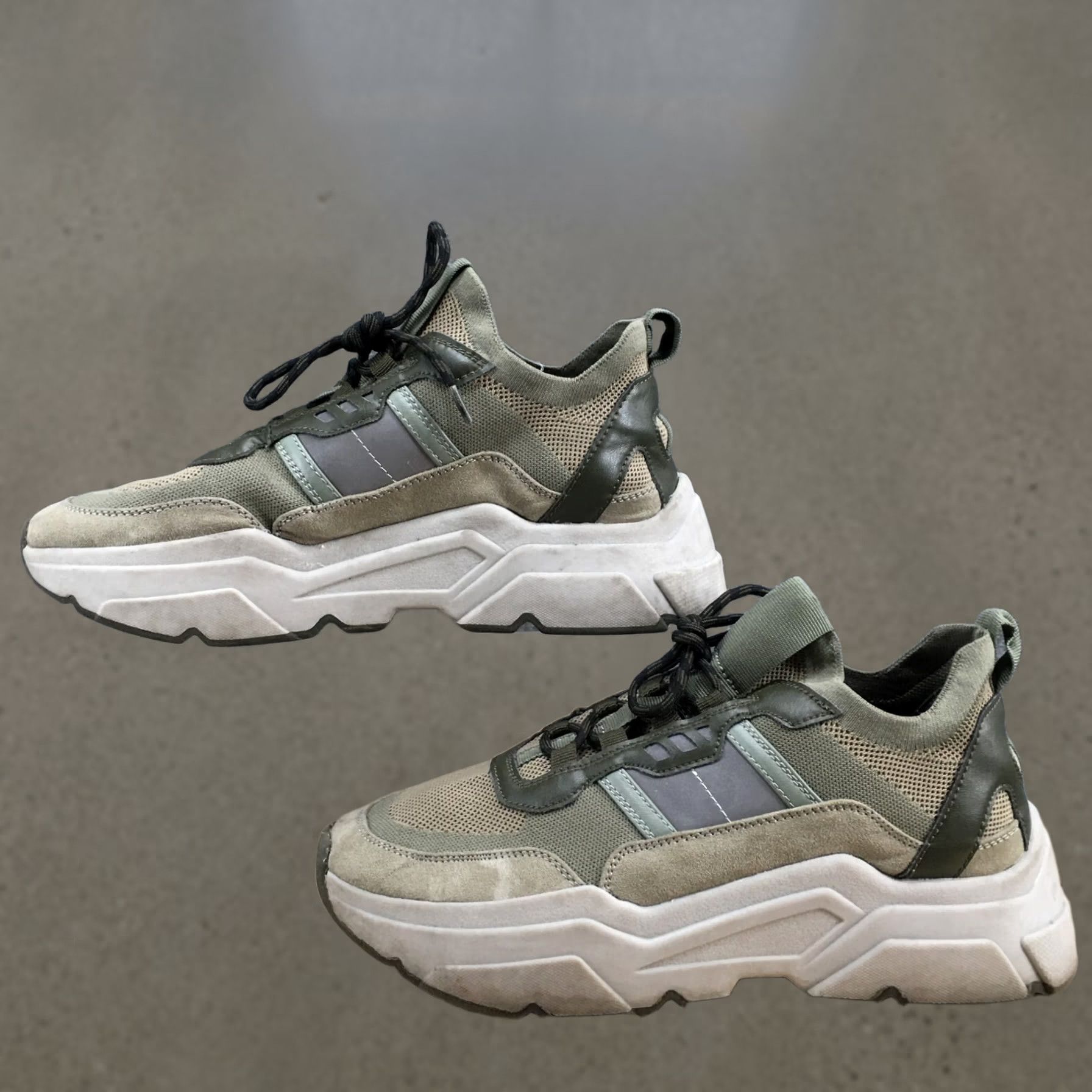 H&M H&M Shoes Womens 40 Athletic Sneakers Green Lace Up Low Top Comfort Round Toe Shoes Size M / US 6-8 / IT 42-44 - 1 Thumbnail