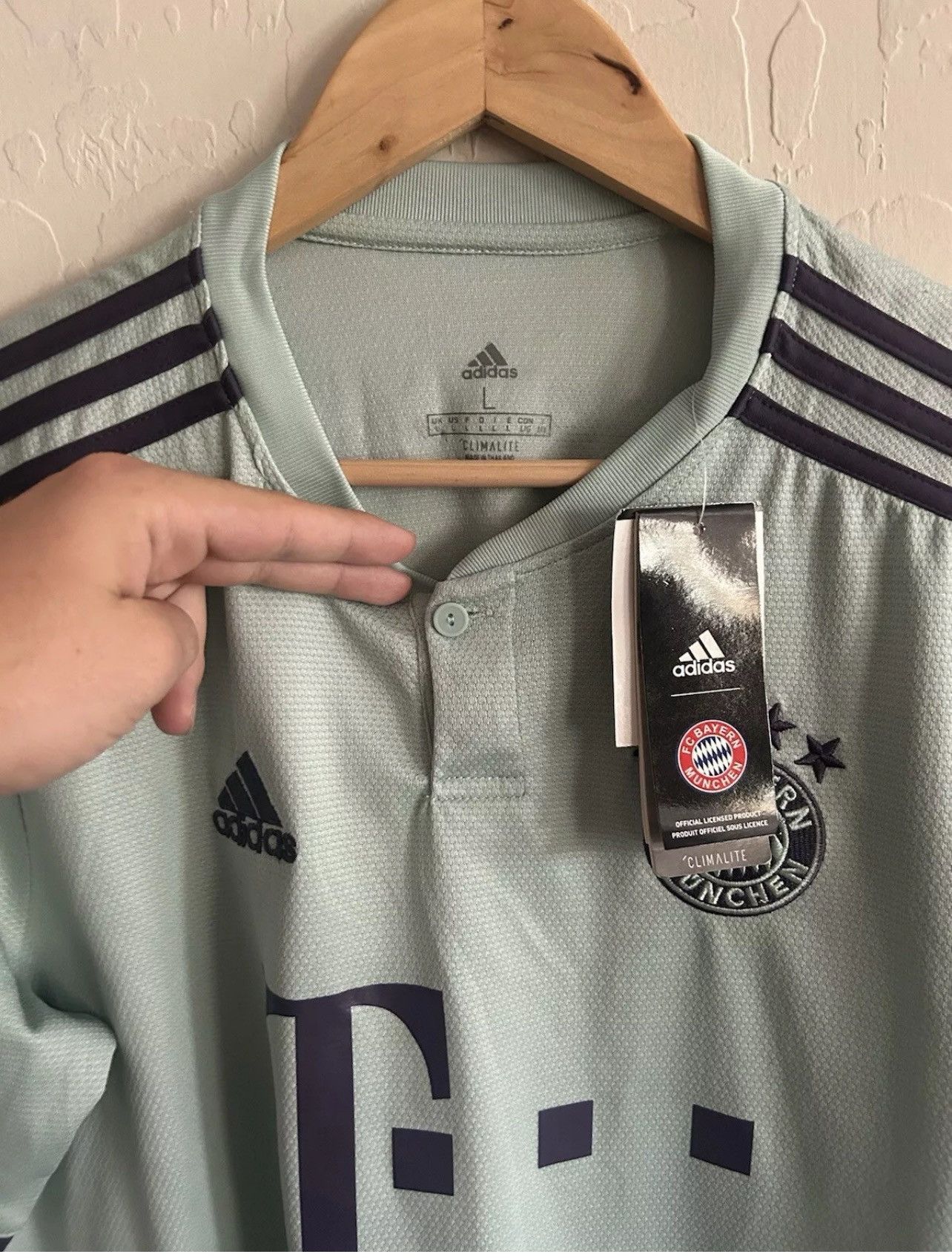 Adidas Bayern Munich Away Jersey 2018 2019 NWT Size US M / EU 48-50 / 2 - 2 Thumbnail