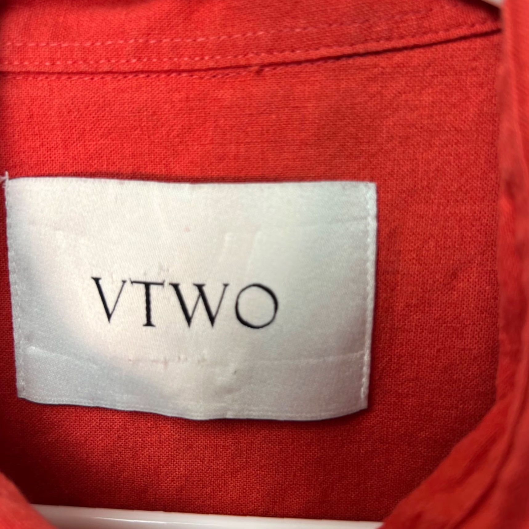 Vintage VTWO Mens Large Red Button-Up Shirt Cotton / Linen Blend Relaxed Fit Long Sleeve Shirt Mens Large Red VTWO Button-Up Cam? Size US L / EU 52-54 / 3 - 3 Thumbnail