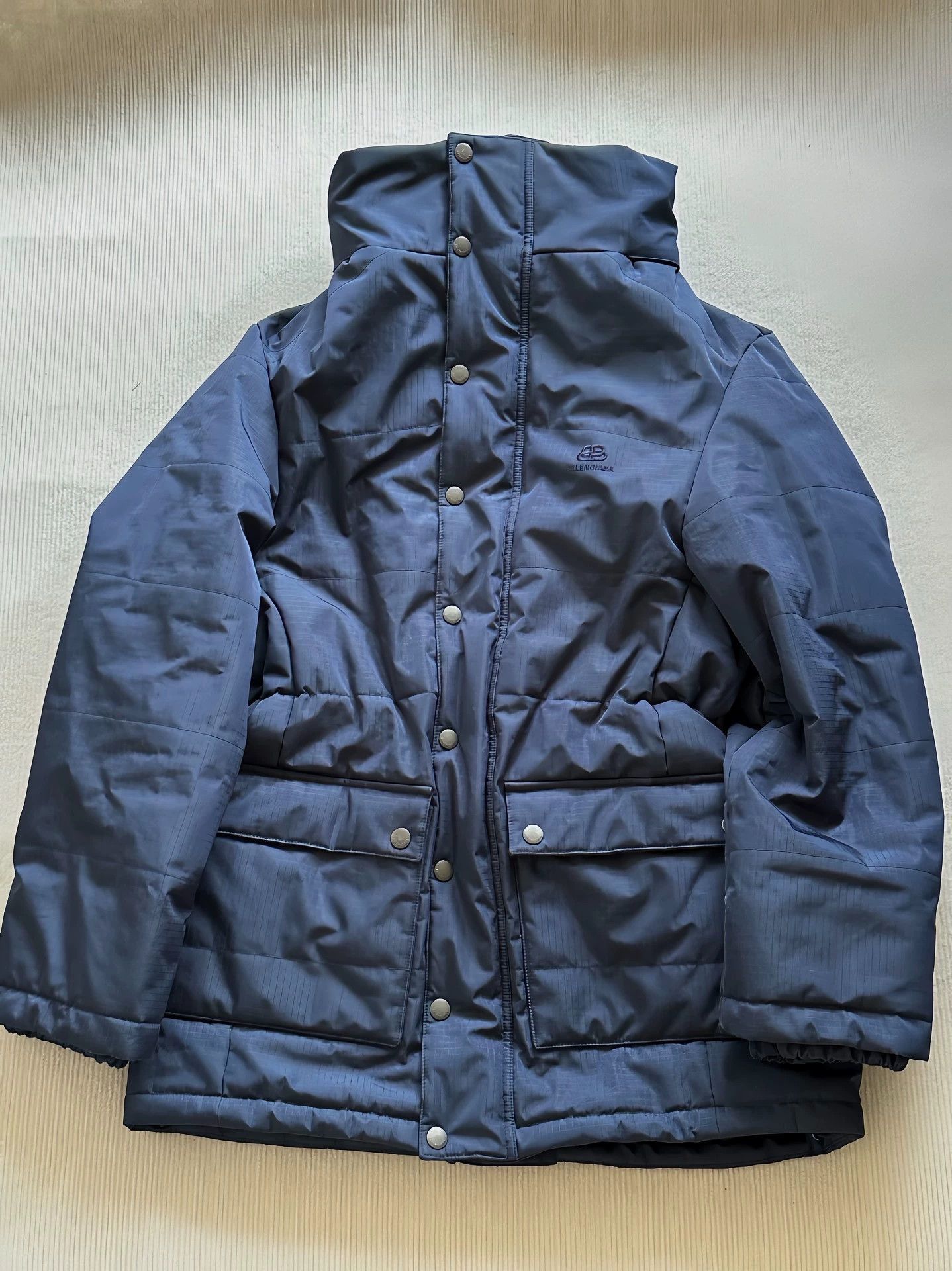 Balenciaga Lock Buckle Embroidered Logo Coat - dmc
