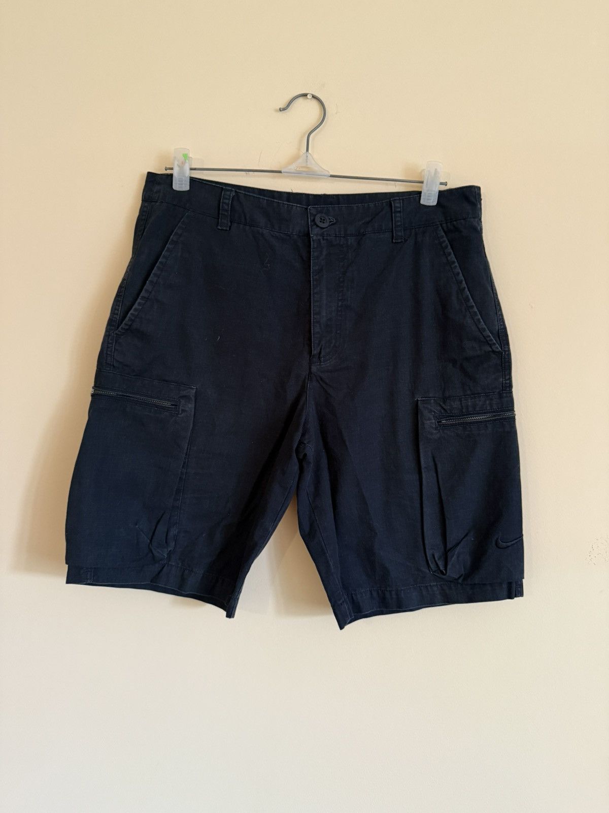 Nike Vintage Nike ACG style ripstop cargo shorts Size US 32 / EU 48 - 1 Thumbnail