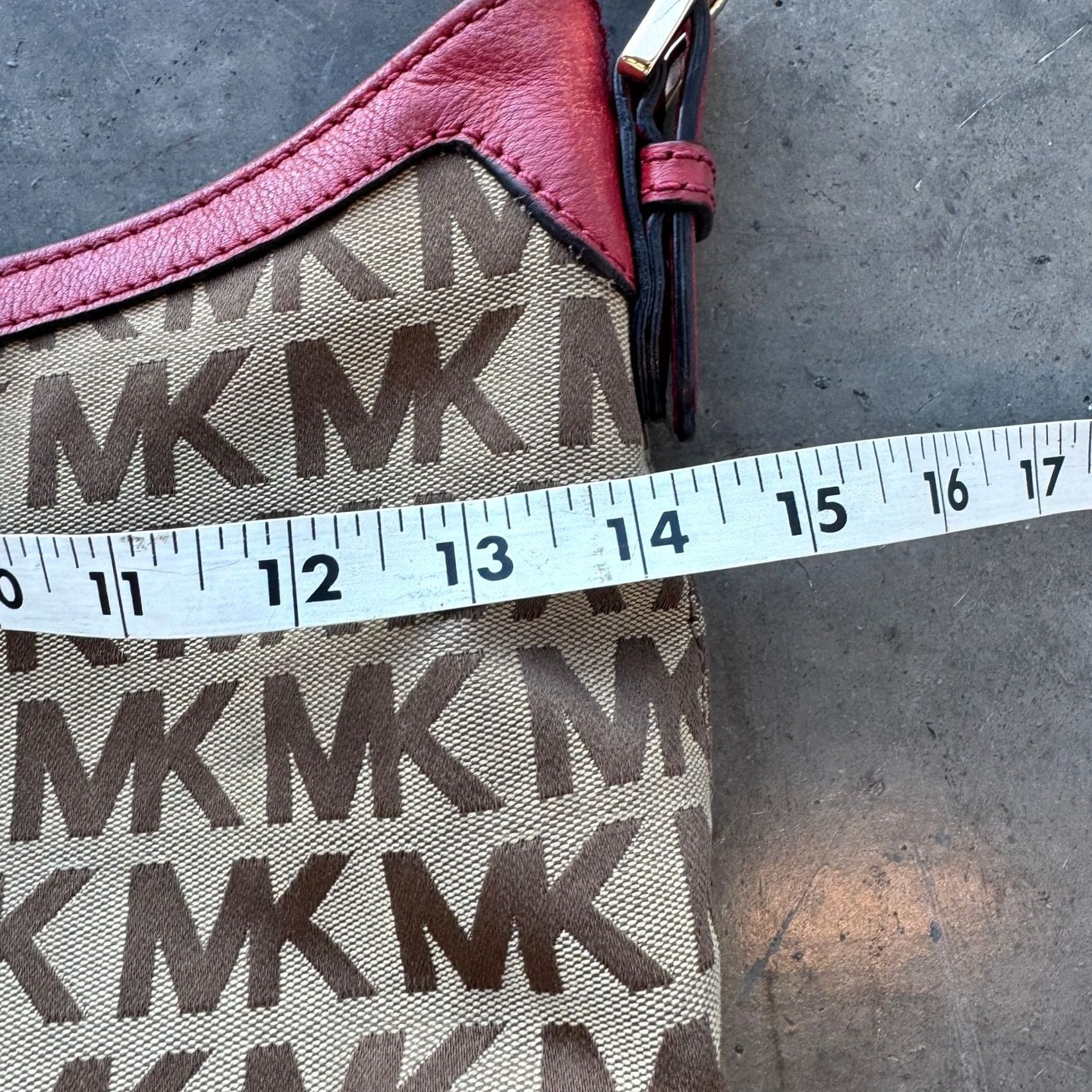 Michael Kors MICHAEL Michael Kors Millbrook Signature Jacquard Large Red Shoulder Hobo Bag Size ONE SIZE - 3 Thumbnail