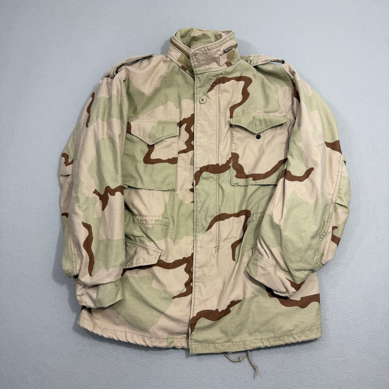 Vintage Vintage US Army M-65 Field Jacket Men's Large Desert Camo Size US L / EU 52-54 / 3 - 1 Thumbnail
